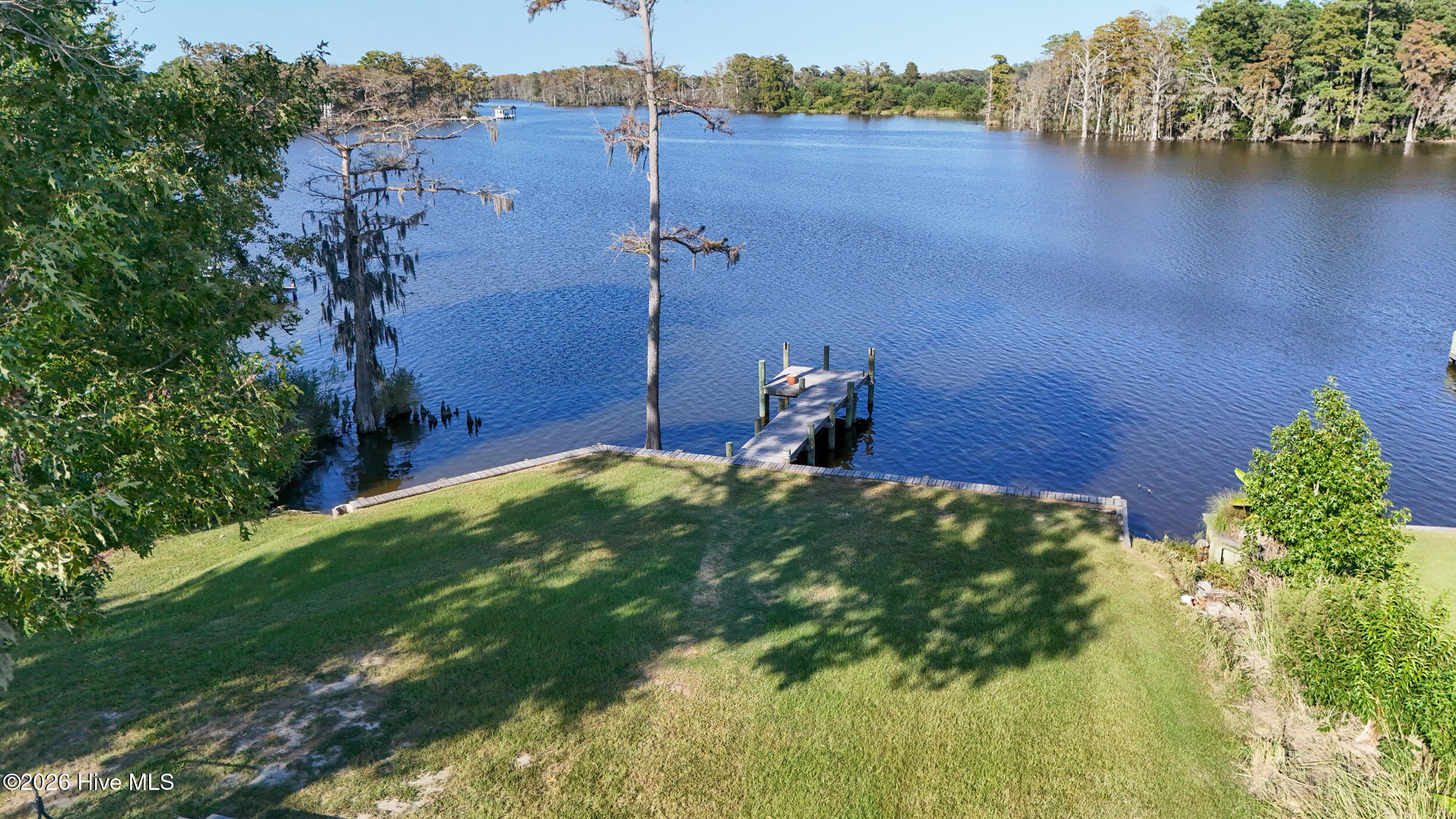 449 24 Pointe Vista Drive Property Photo 2