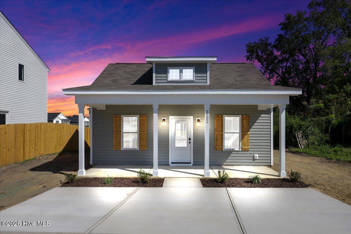 1502 Erwin Road Property Photo 2