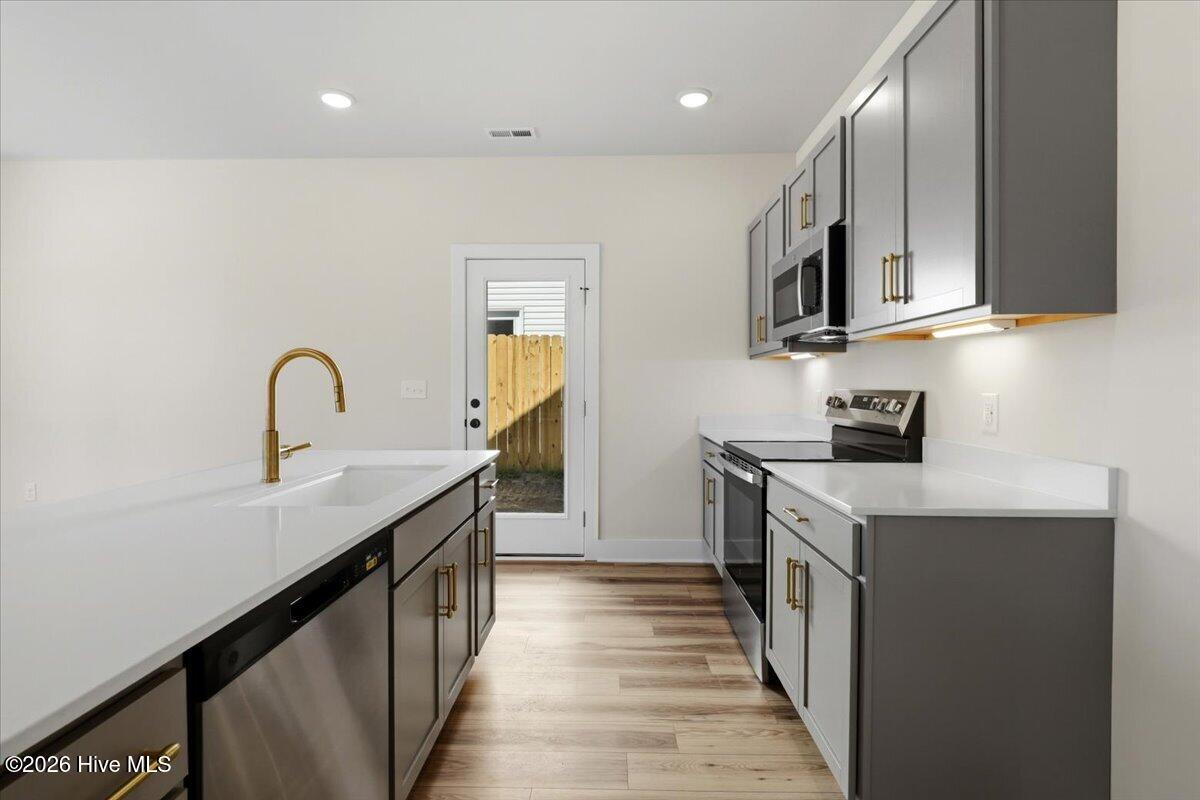 1502 Erwin Road Property Photo 9