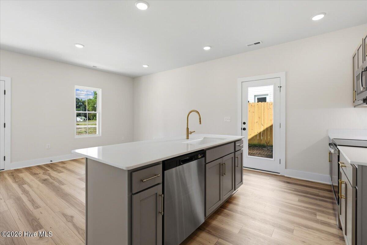 1502 Erwin Road Property Photo 12