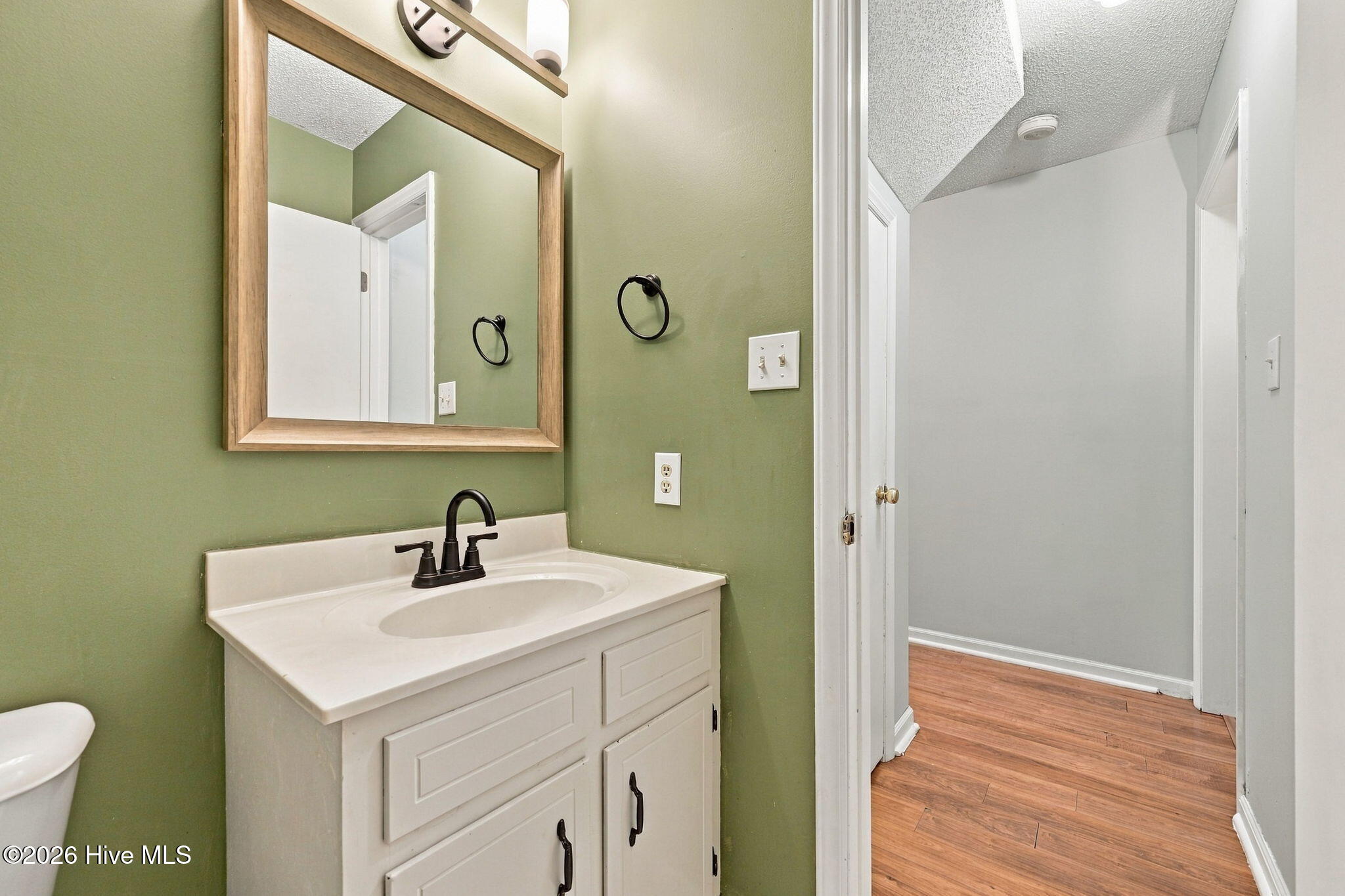 1142 Lakeview Avenue Property Photo 22