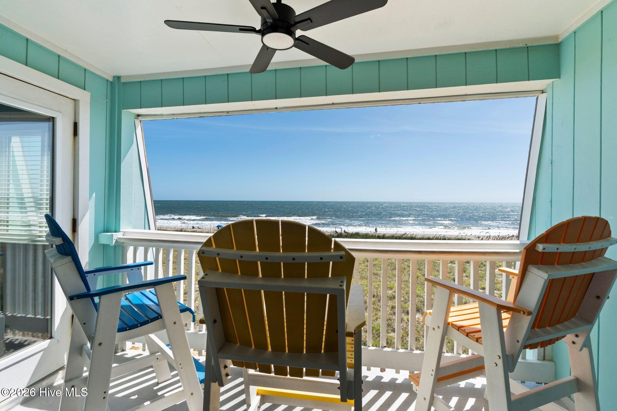918 Carolina Beach Avenue N Apt 3e Property Photo 1