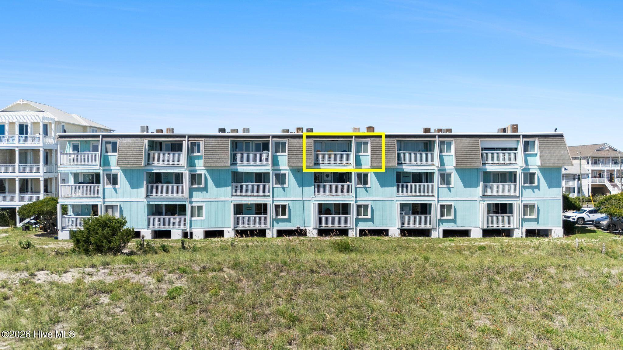 918 Carolina Beach Avenue N Apt 3e Property Photo 3