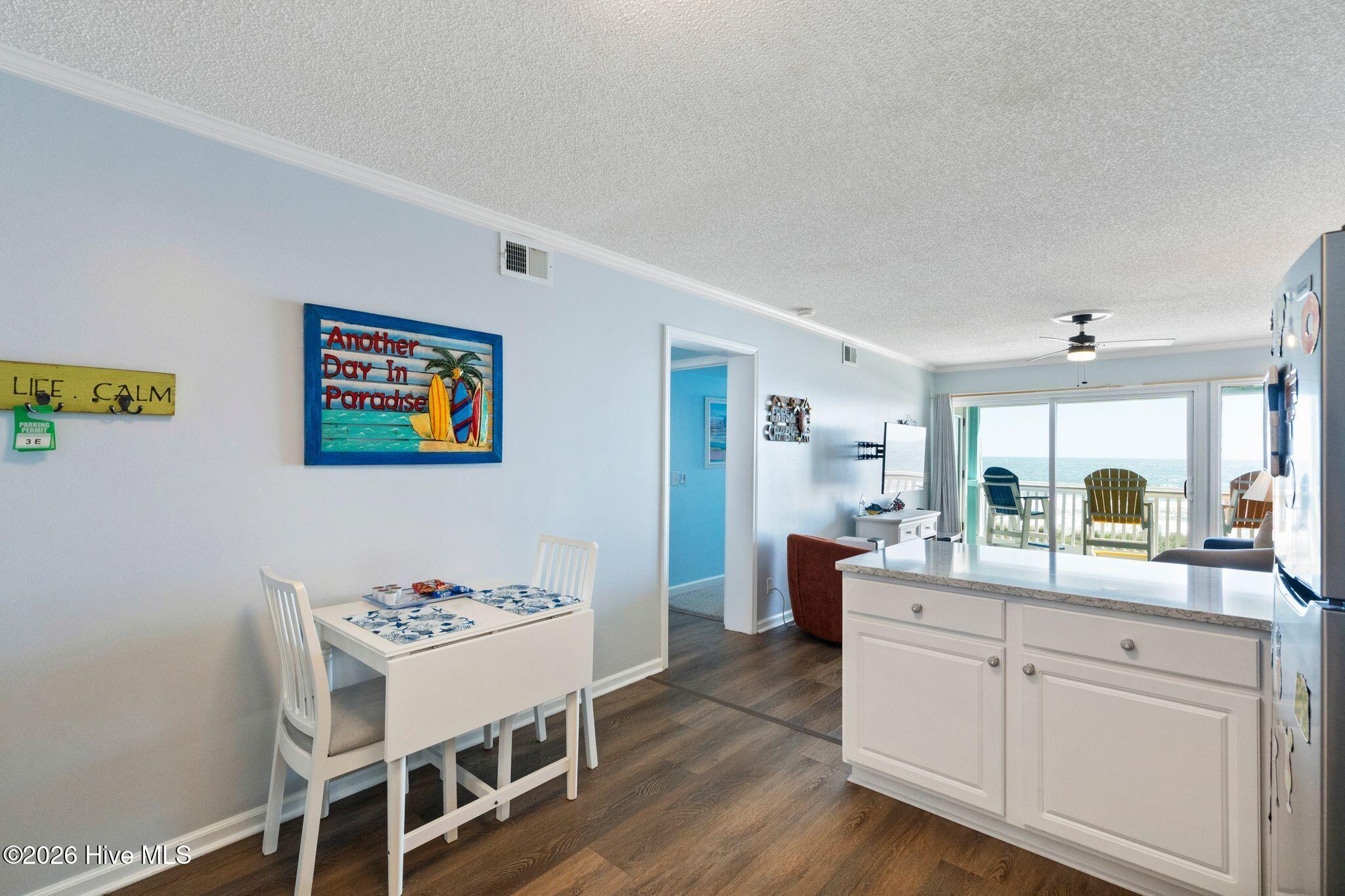 918 Carolina Beach Avenue N Apt 3e Property Photo 7