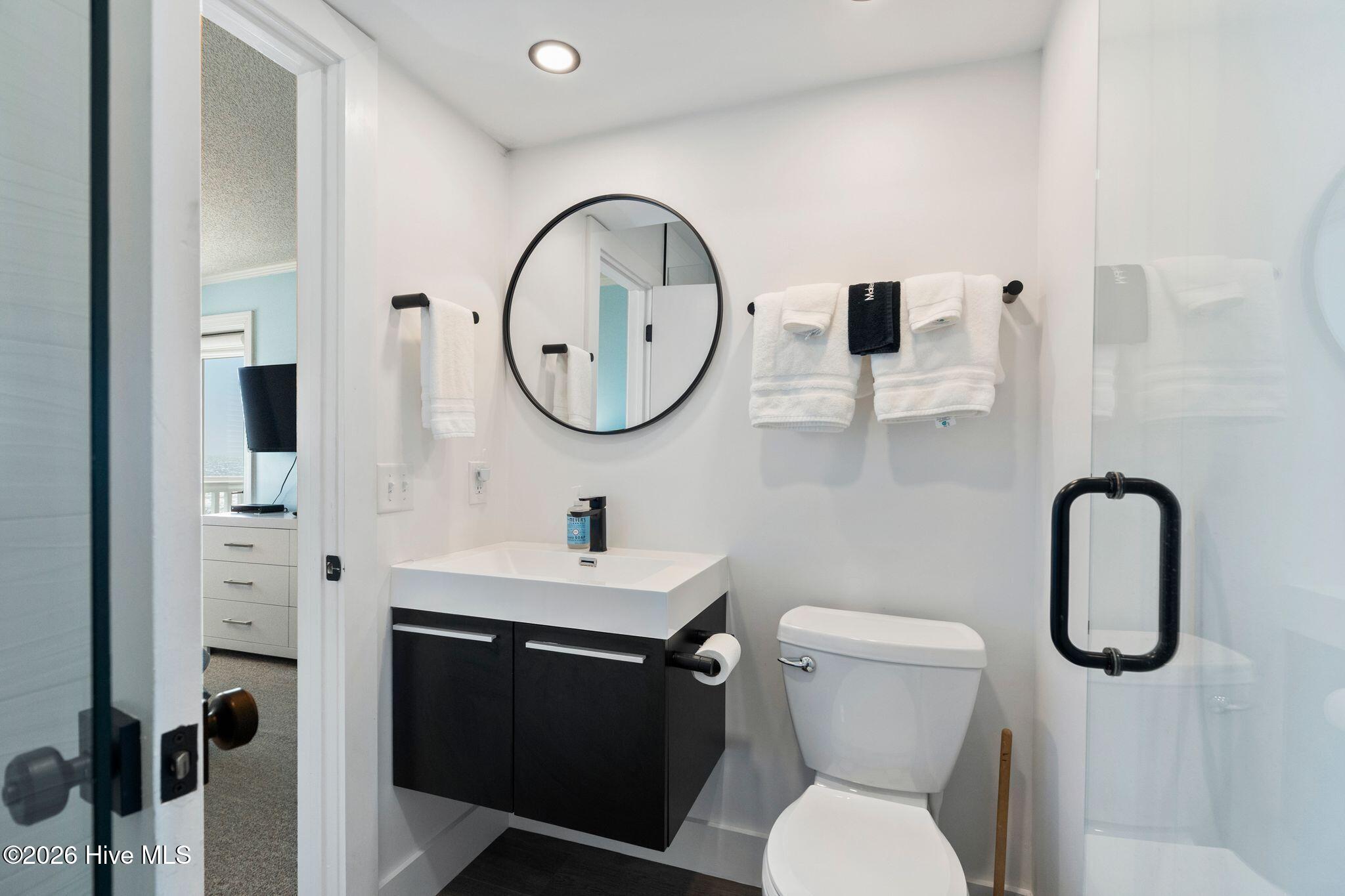 918 Carolina Beach Avenue N Apt 3e Property Photo 24
