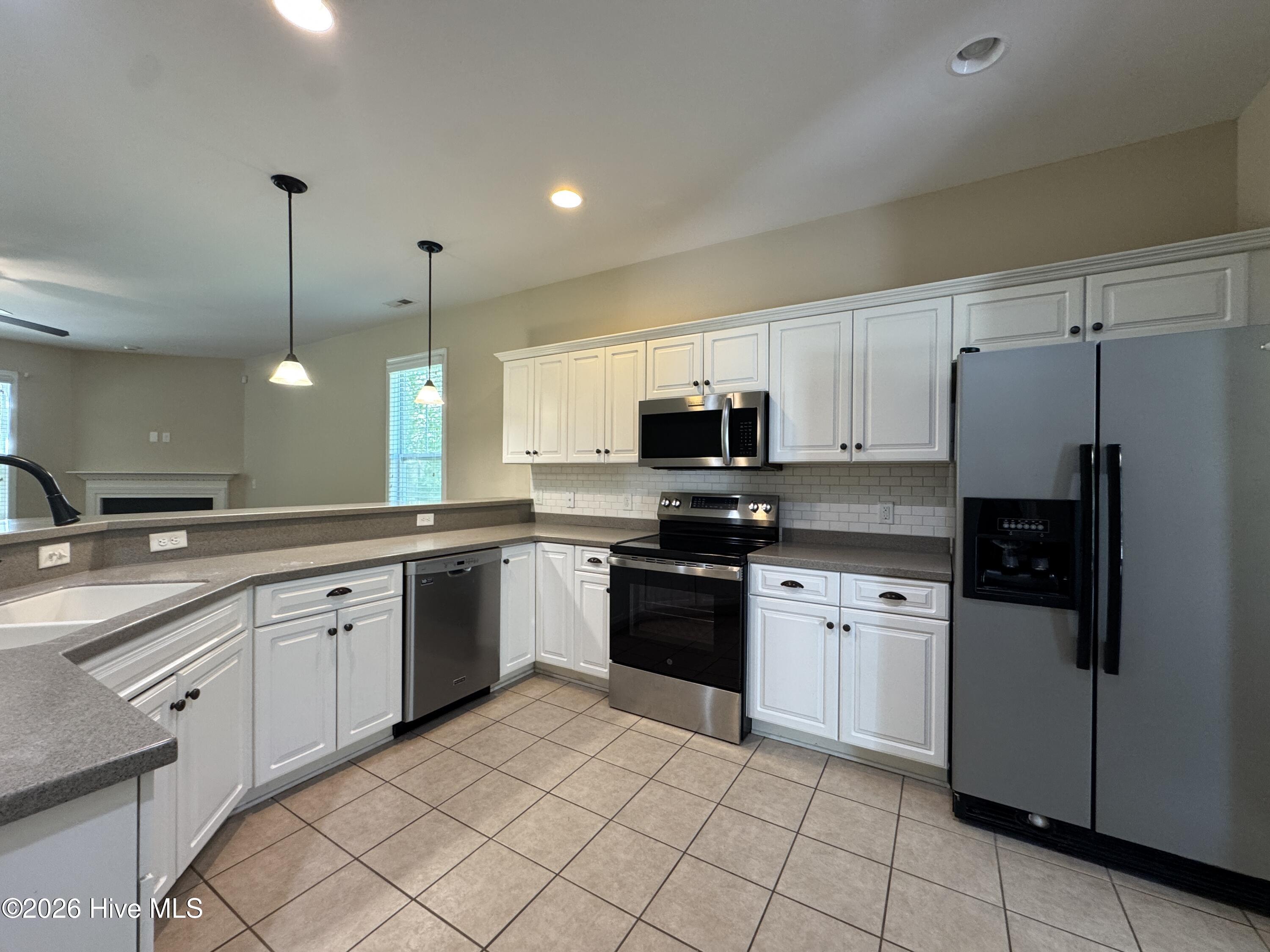 107 Roughleaf Trail Property Photo 6