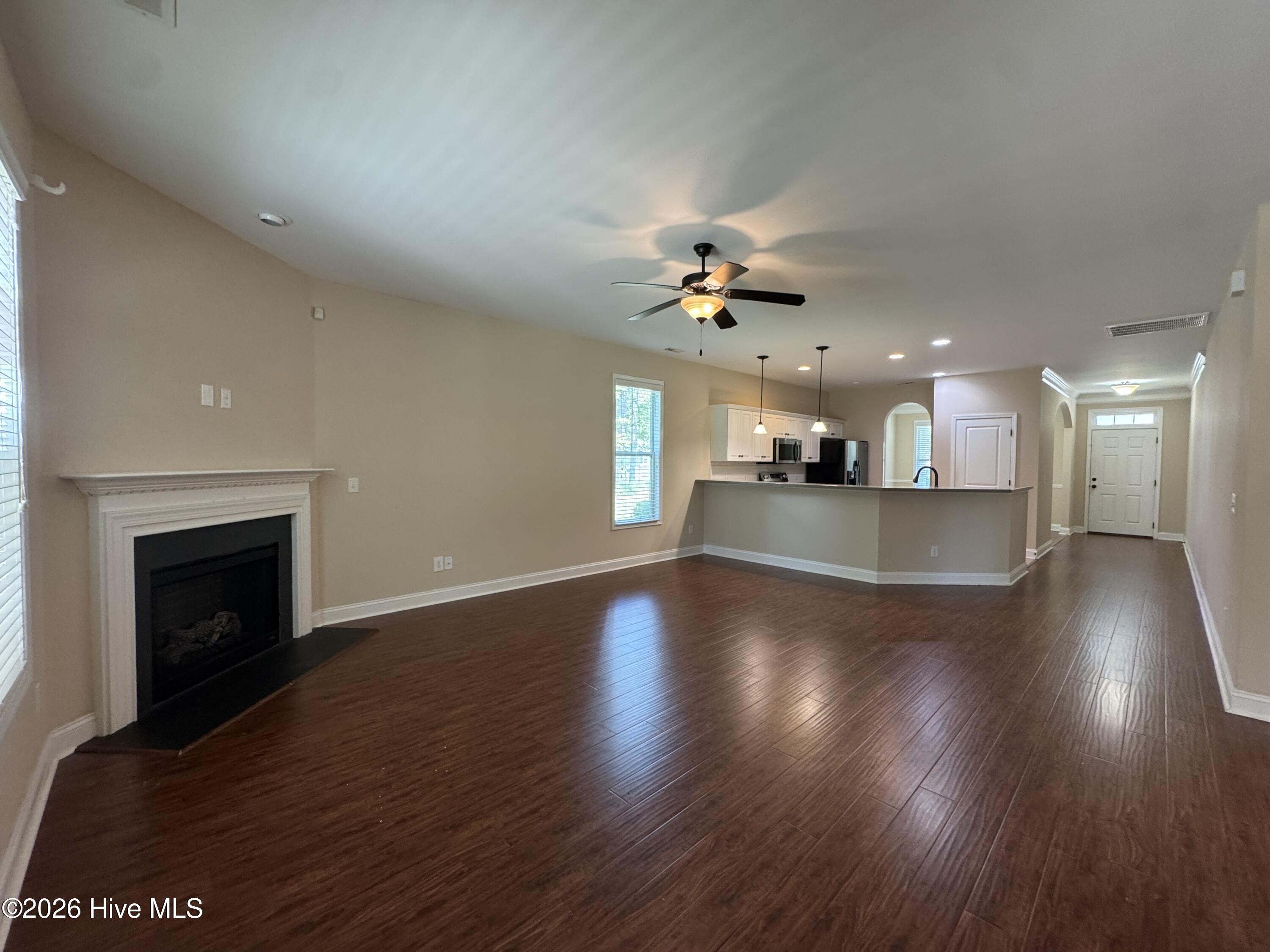 107 Roughleaf Trail Property Photo 7