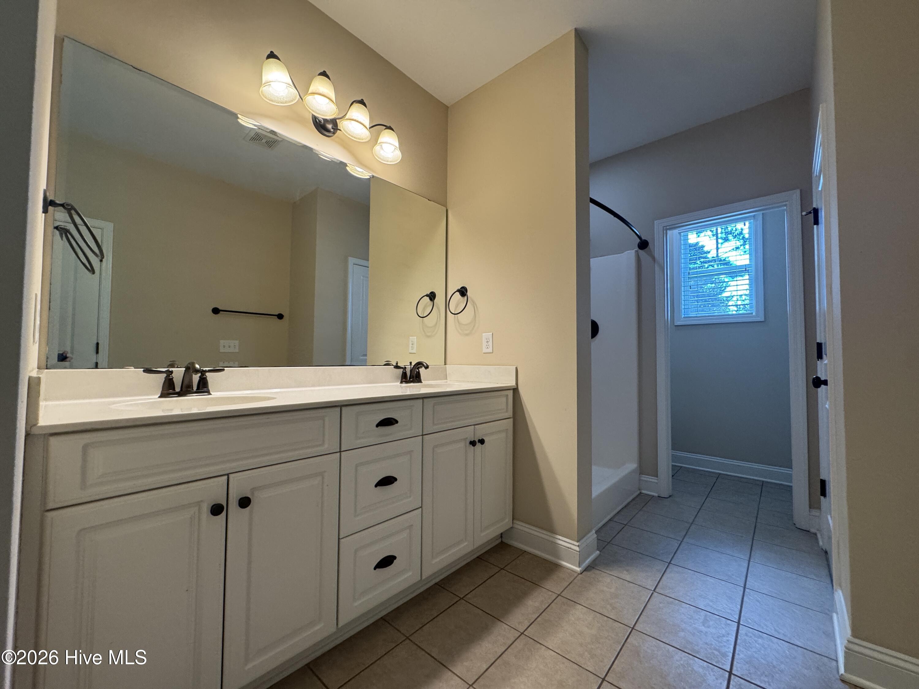 107 Roughleaf Trail Property Photo 13