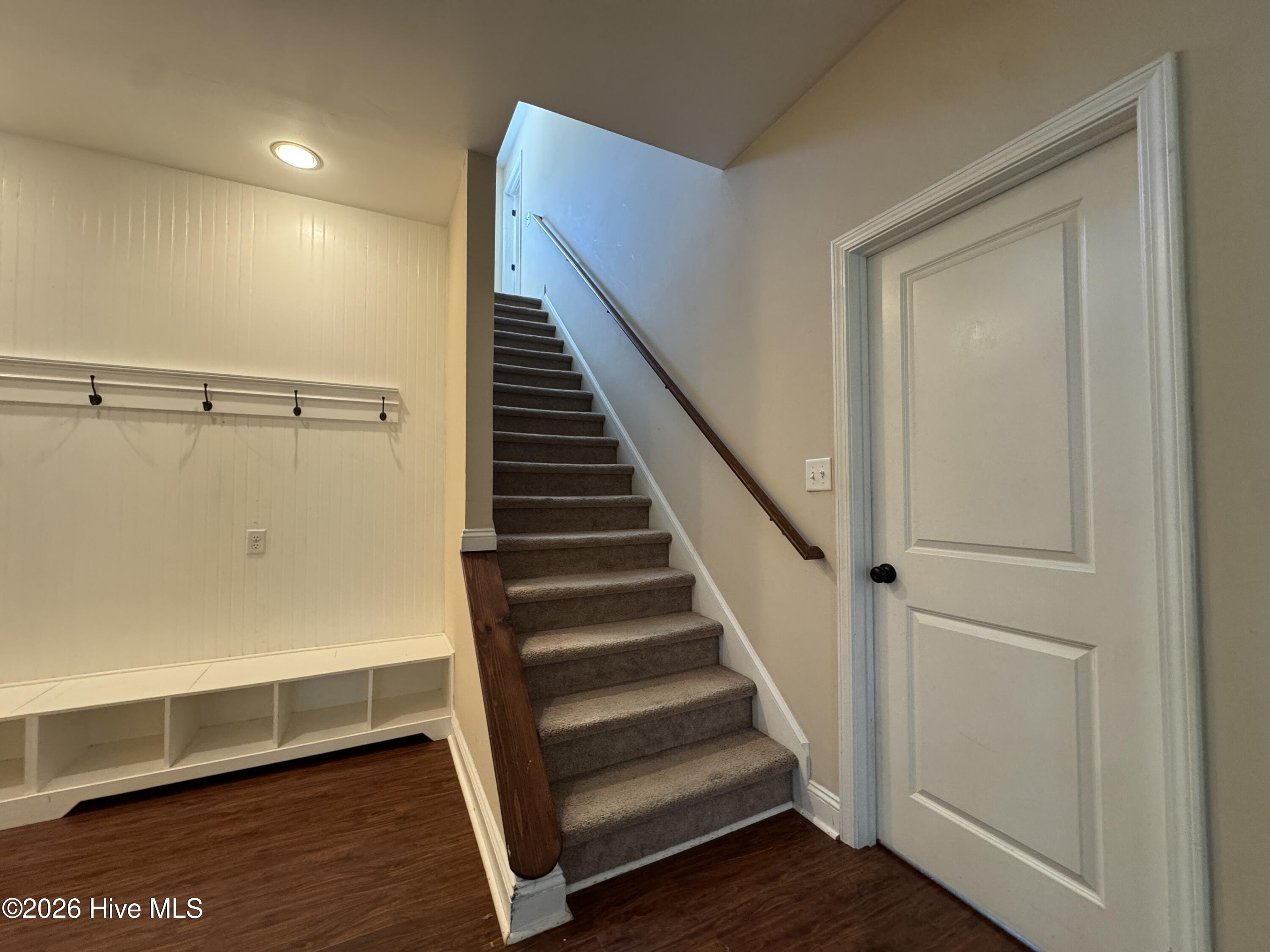 107 Roughleaf Trail Property Photo 17