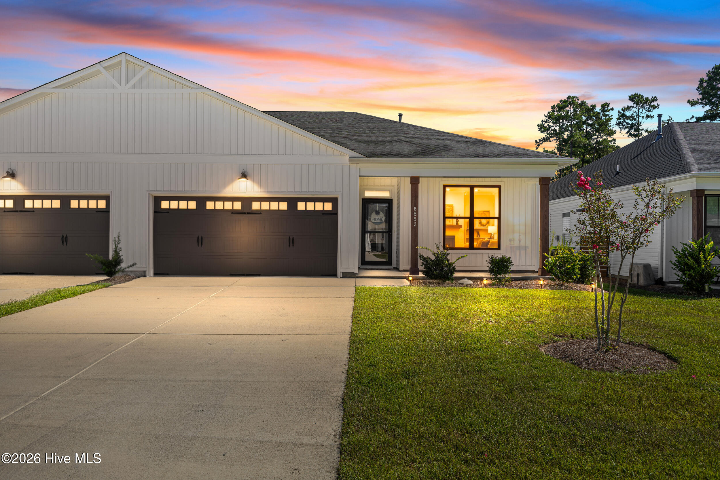 6553 Pinnacle Point Property Photo 1