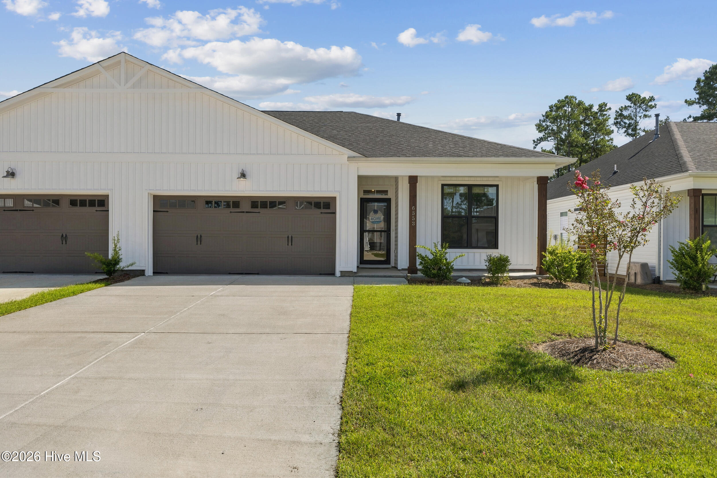 6553 Pinnacle Point Property Photo 3