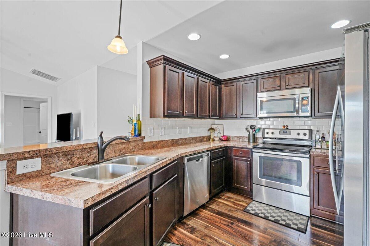 110 Willow Pond Drive Property Photo 15