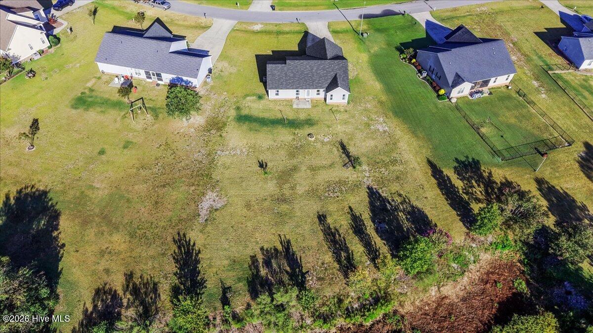 110 Willow Pond Drive Property Photo 32