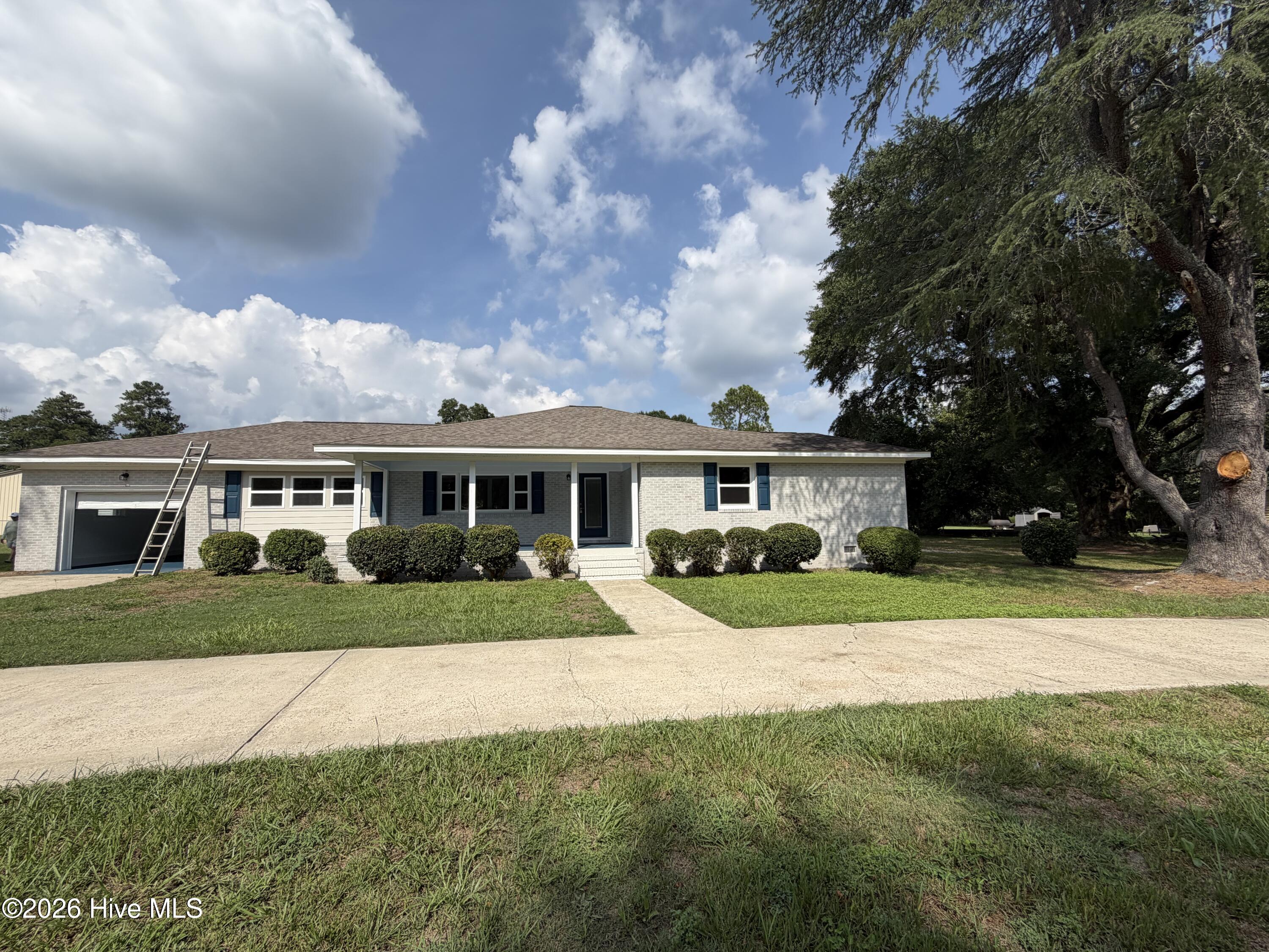 151 Lorrie Street Property Photo 14
