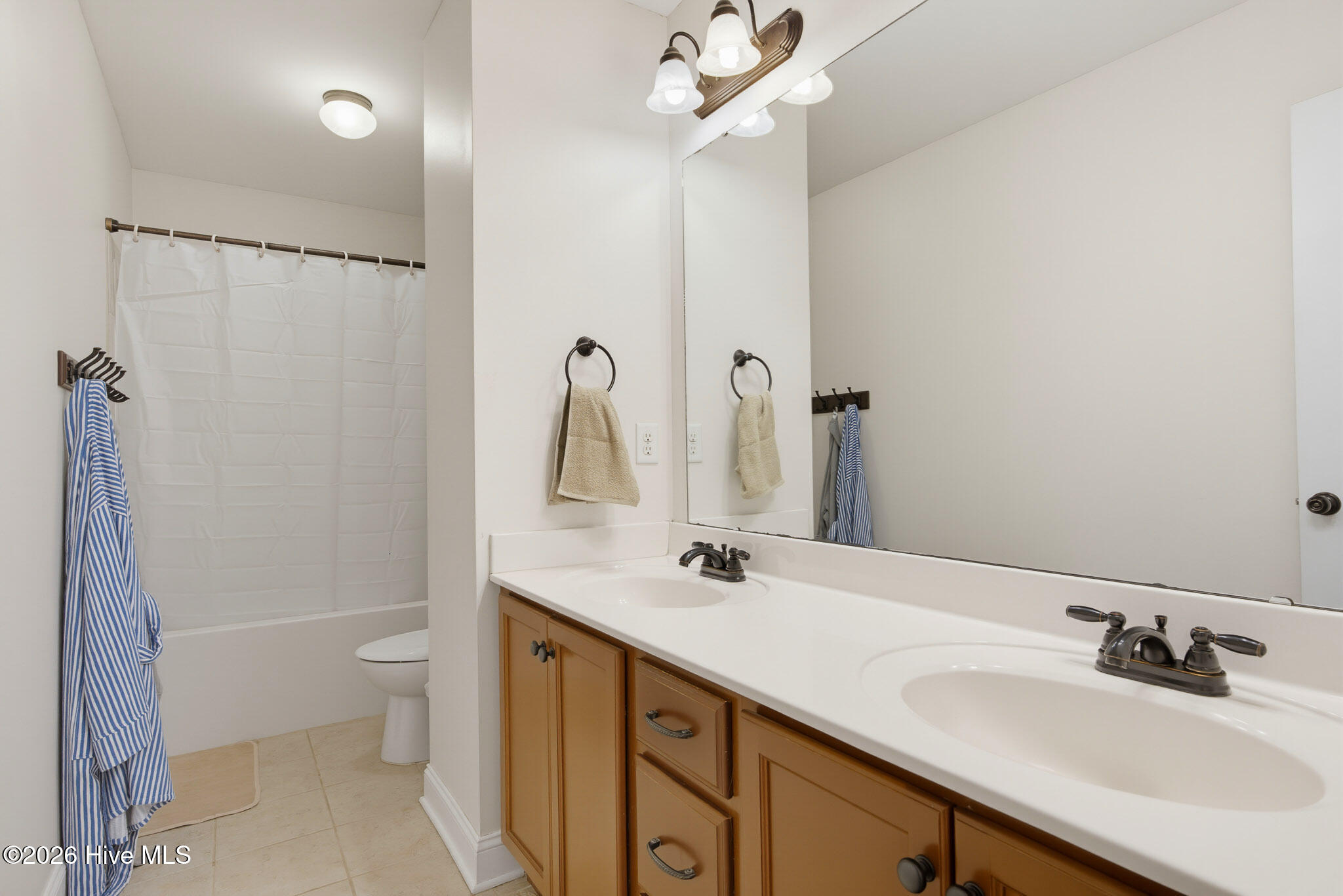 413 Harlequin Court Property Photo 33