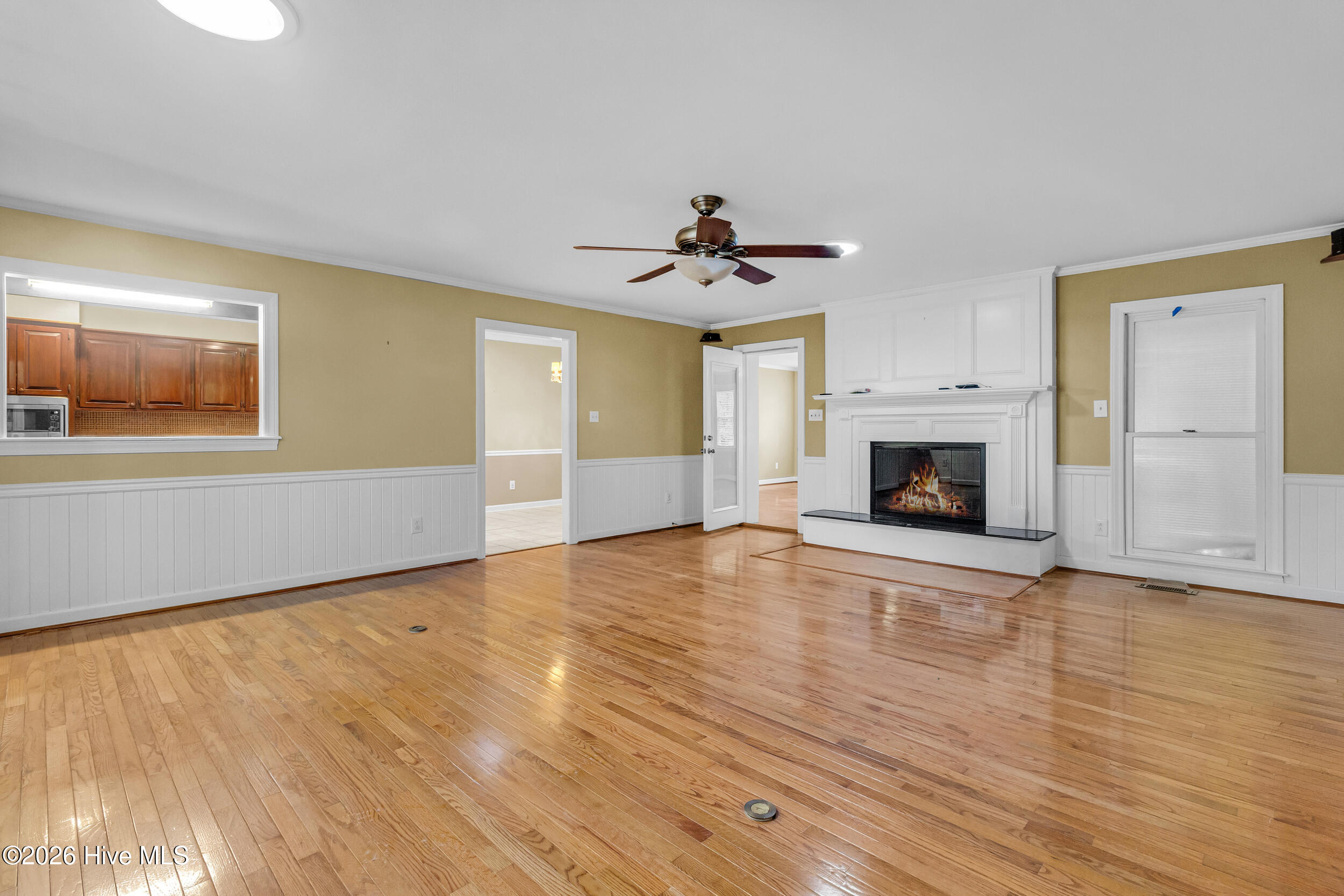 2514 Hickory Street Property Photo 8