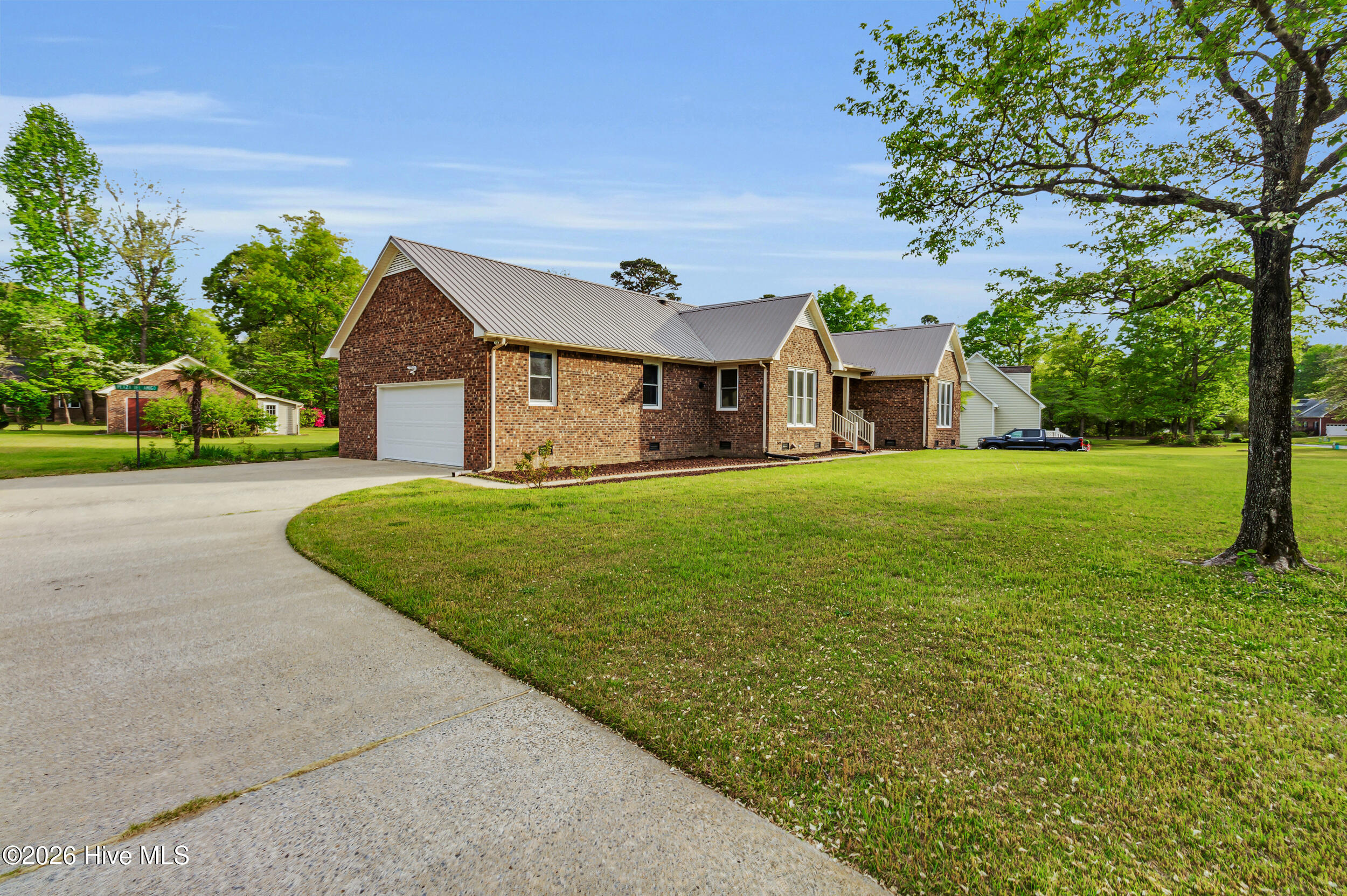 2514 Hickory Street Property Photo 29