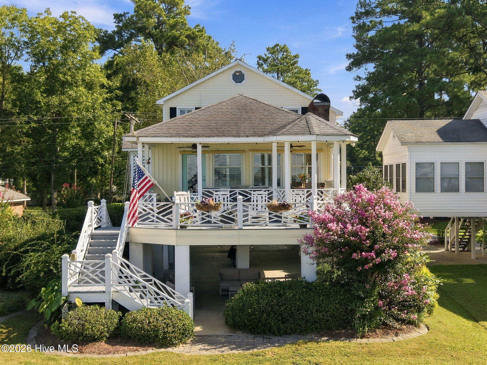 338 Cypress Shore Road Property Photo 1