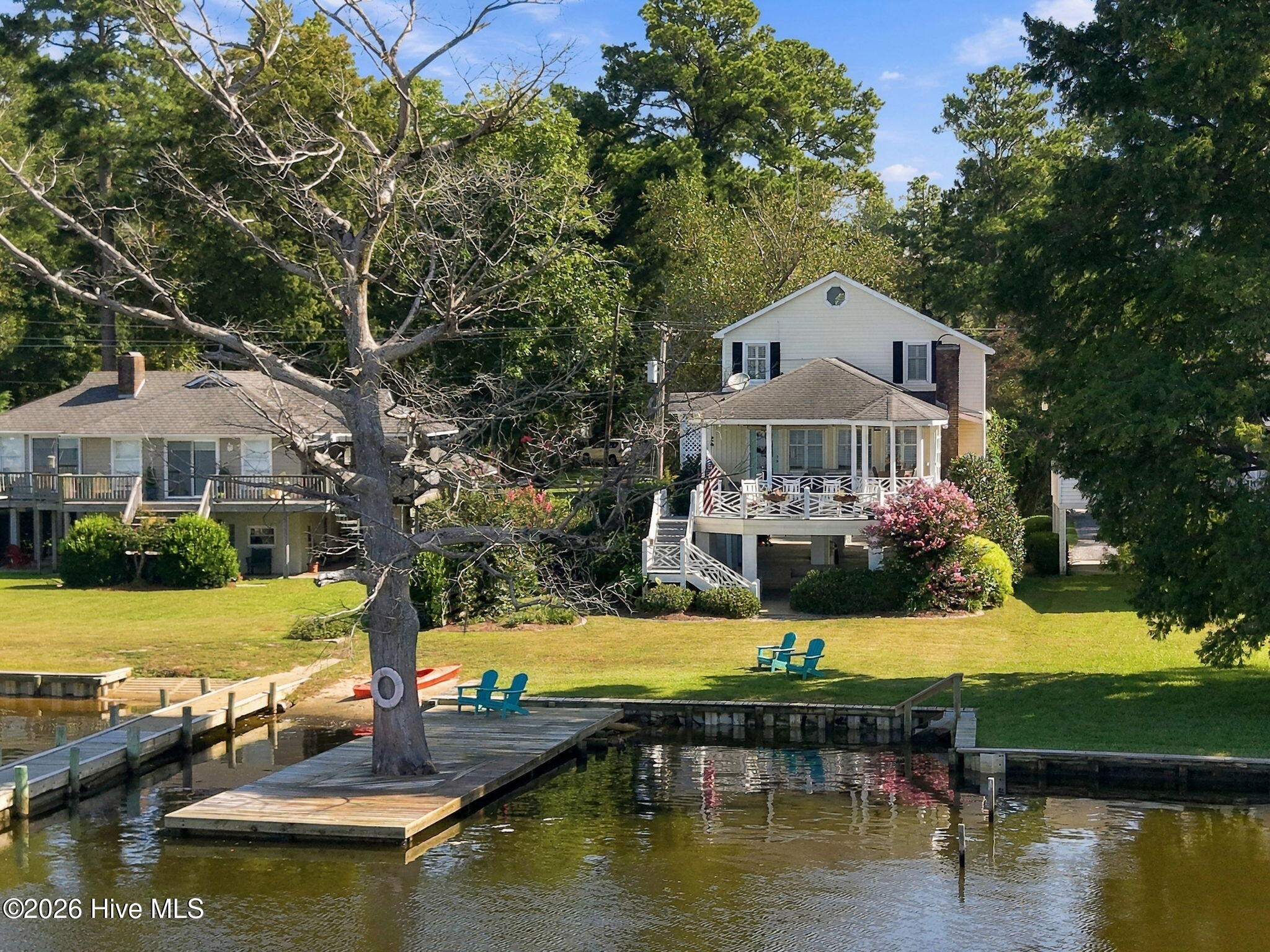 338 Cypress Shore Road Property Photo 3