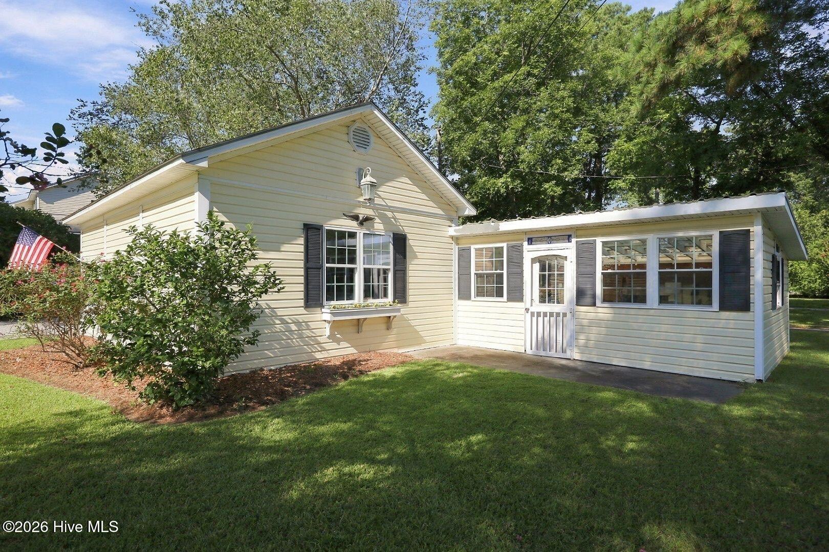 338 Cypress Shore Road Property Photo 11