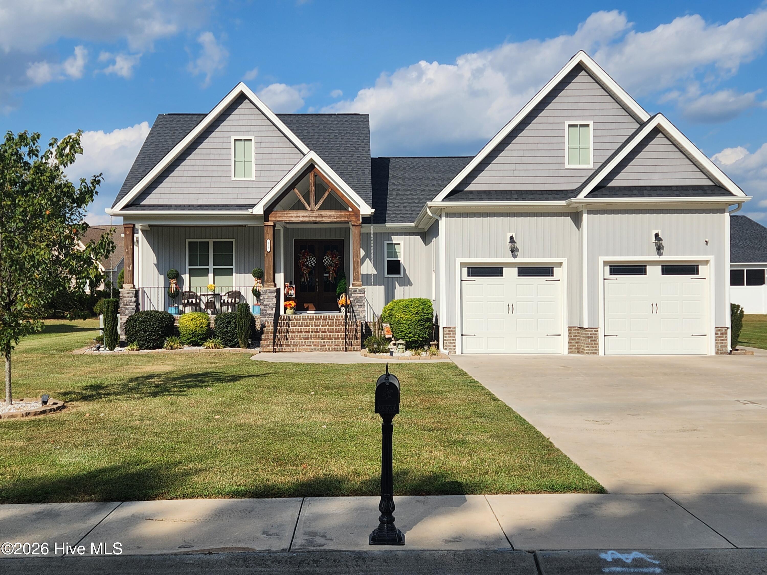 107 Michelle Dawn Drive Property Photo 1