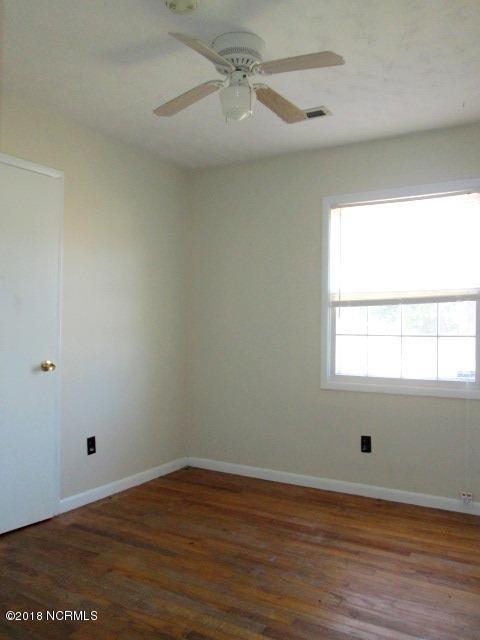 18 Sheffield Road Property Photo 7