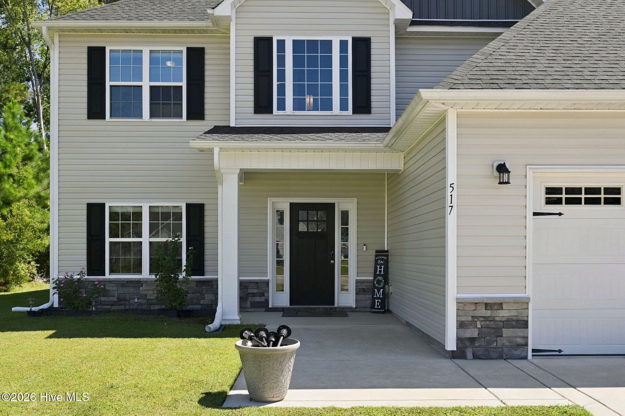 517 White Shoal Way Property Photo 3