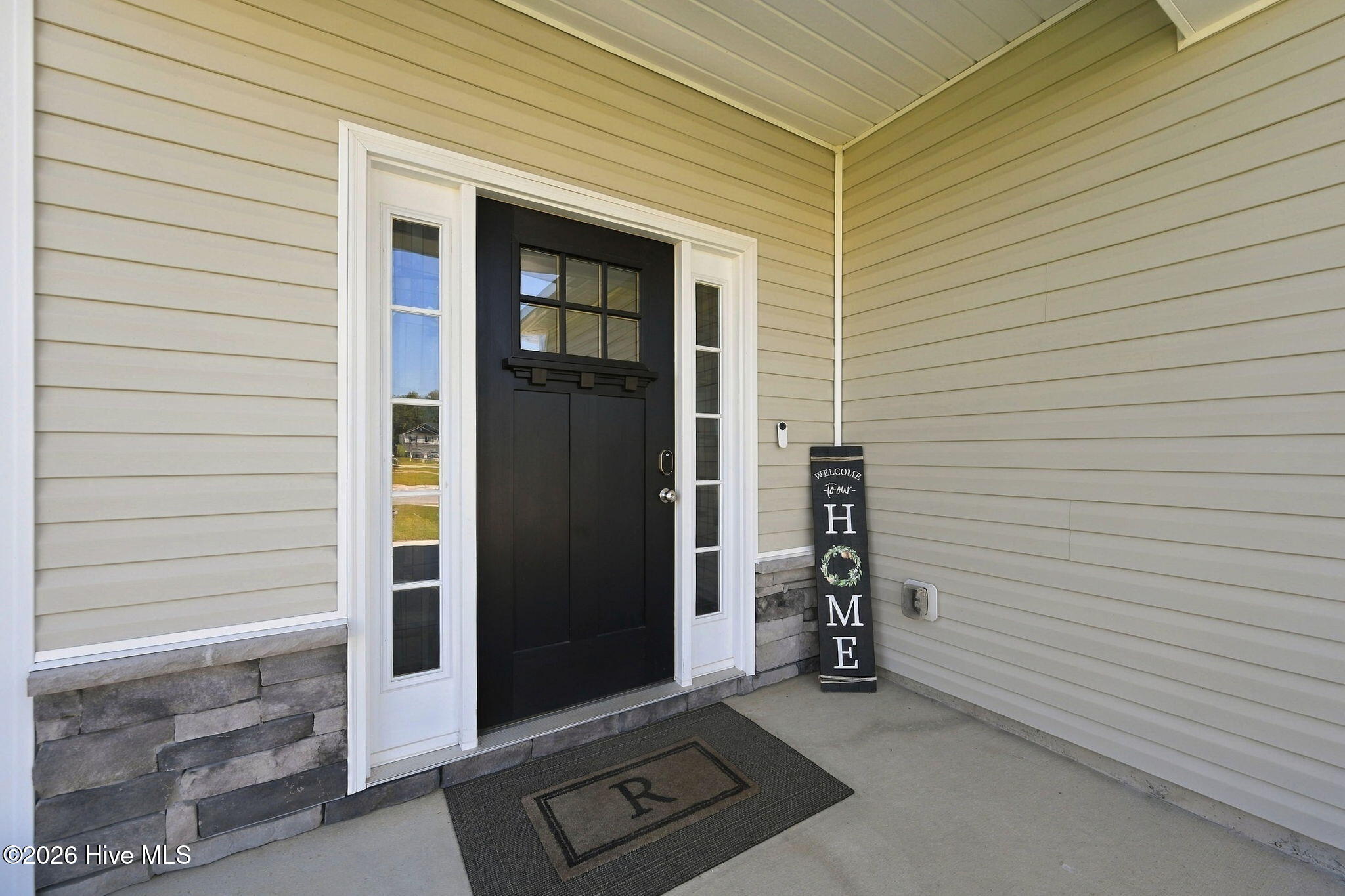 517 White Shoal Way Property Photo 5