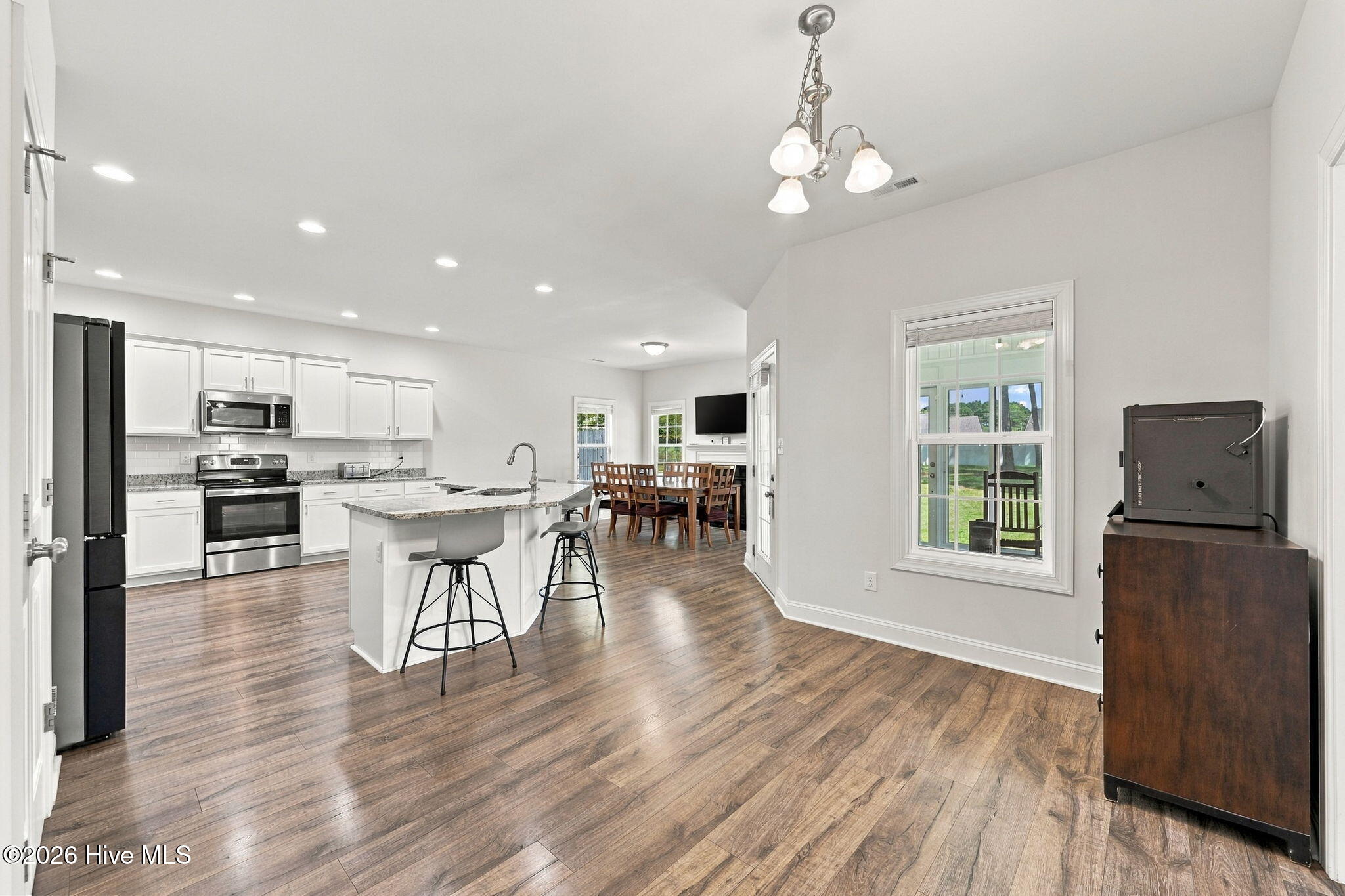 517 White Shoal Way Property Photo 12