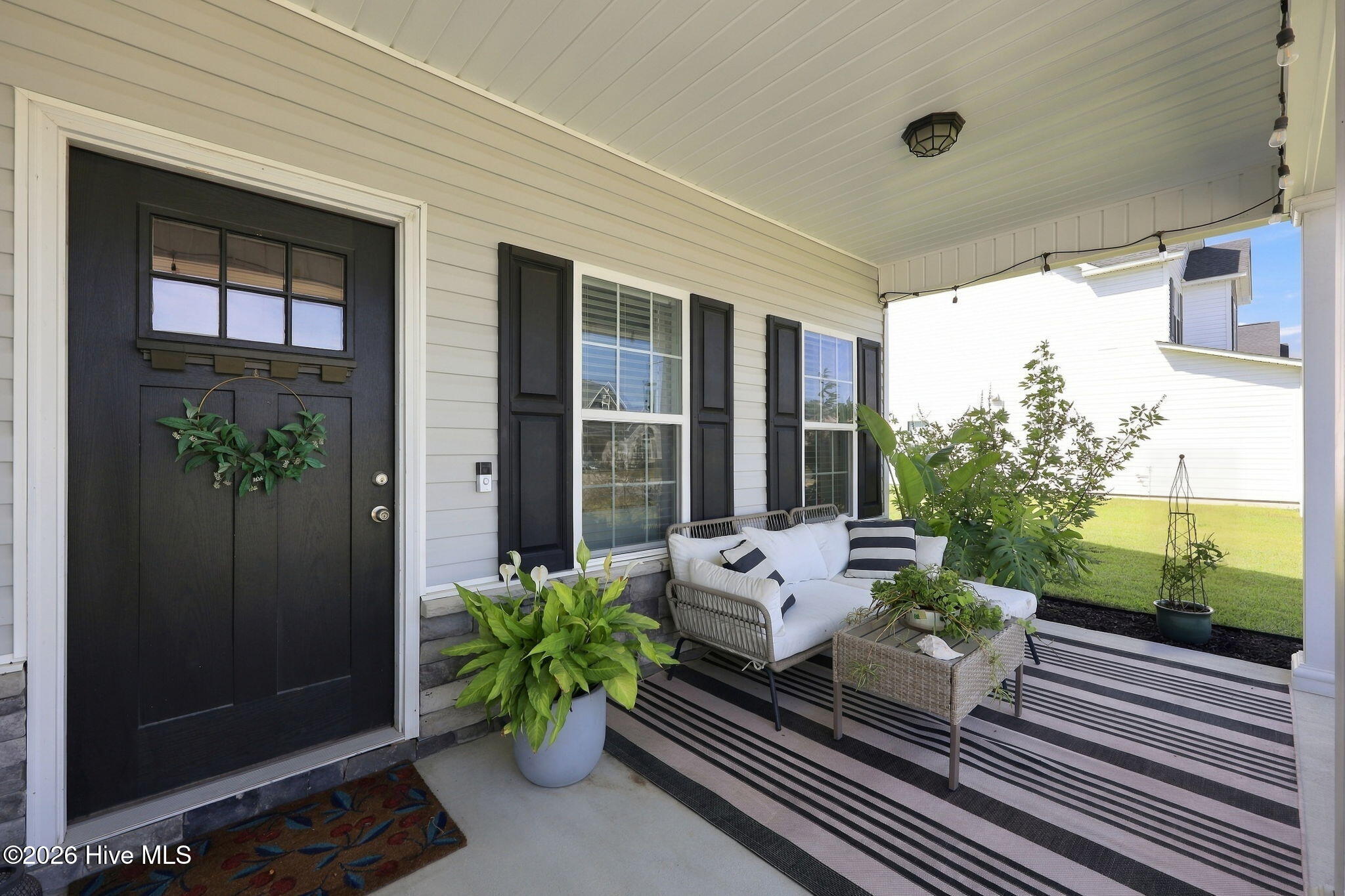 1040 Mackerel Manor Property Photo 6