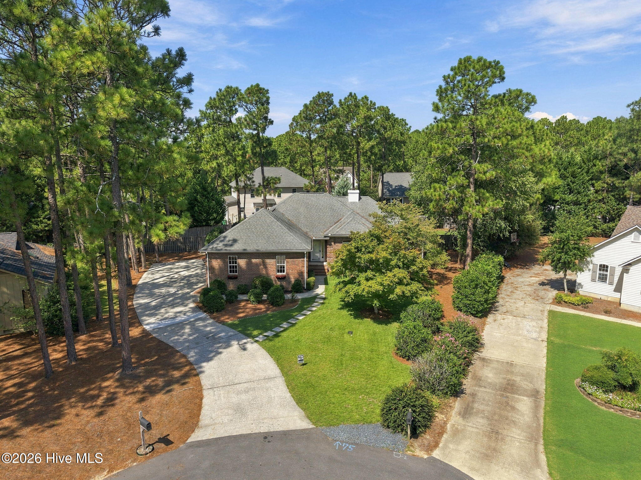 75 Catalpa Lane N Property Photo 1