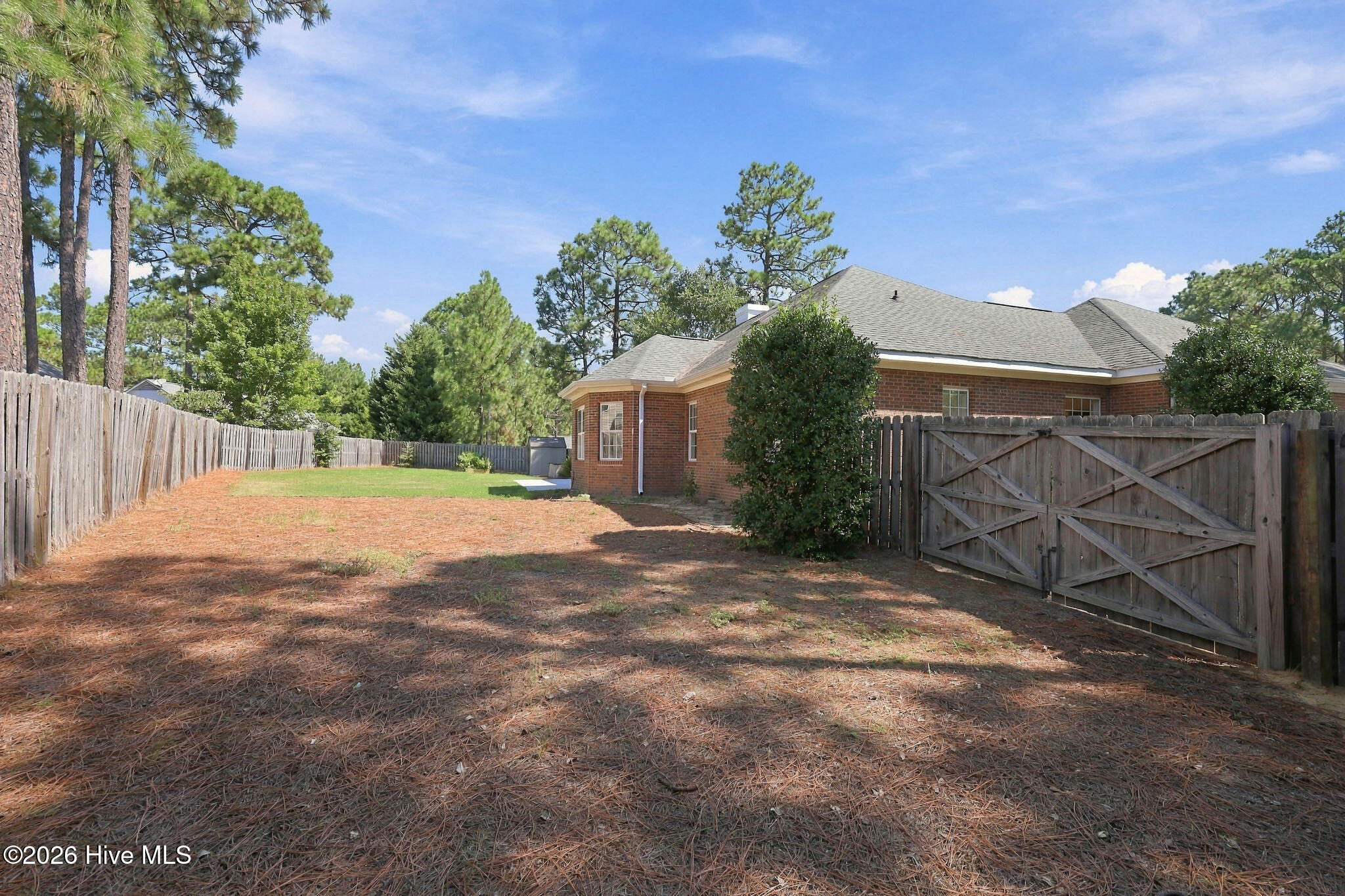 75 Catalpa Lane N Property Photo 7