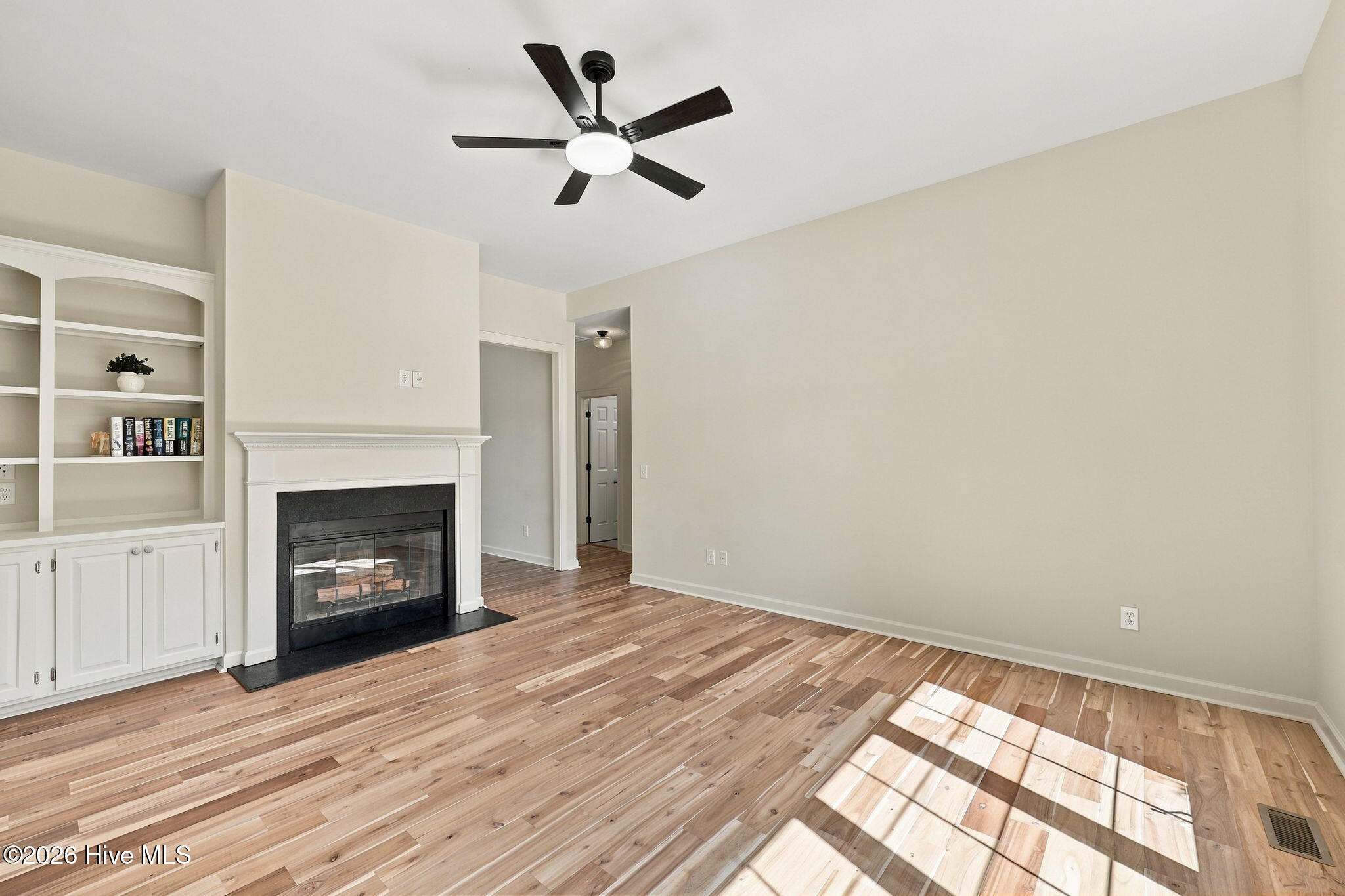 75 Catalpa Lane N Property Photo 11