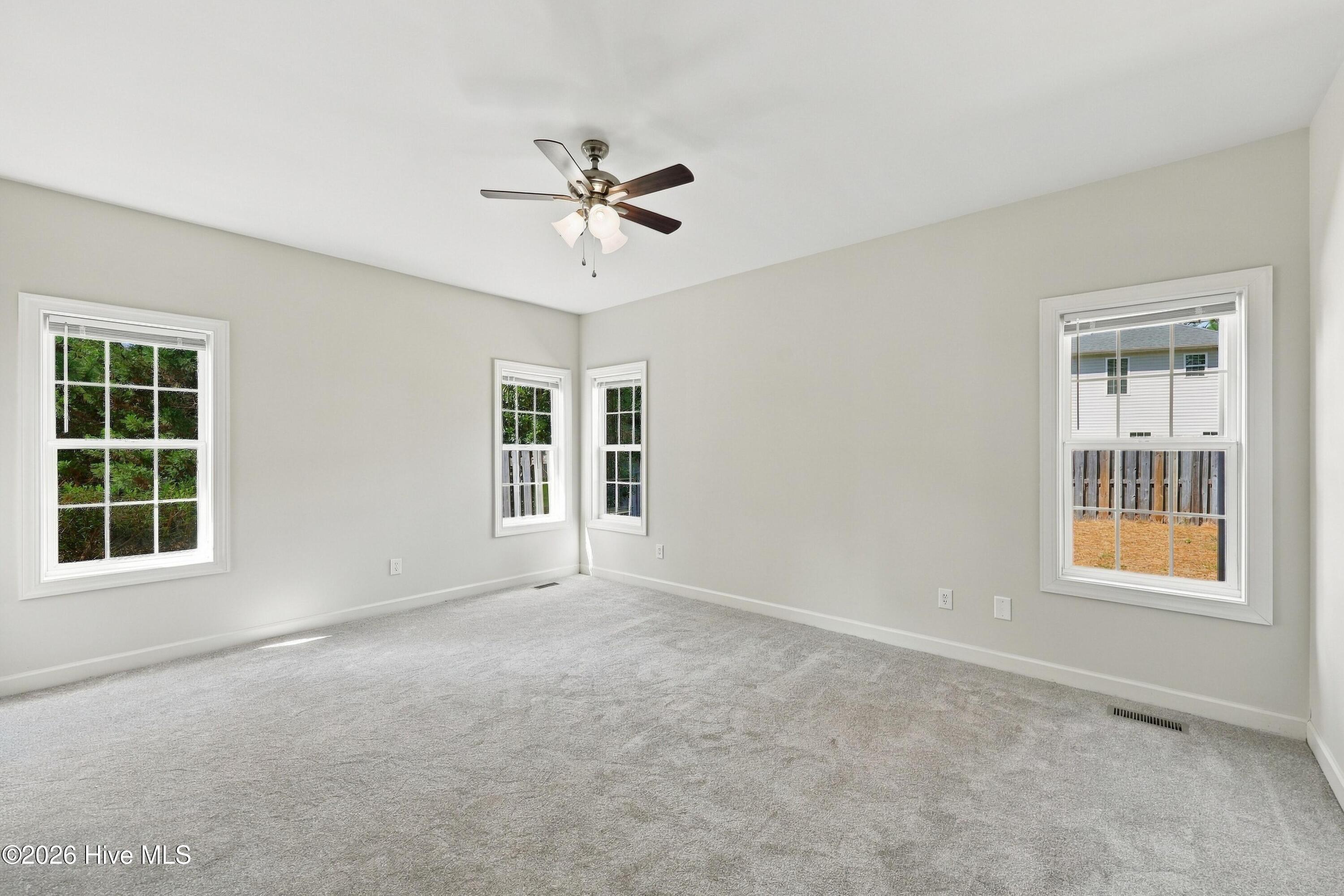 75 Catalpa Lane N Property Photo 17