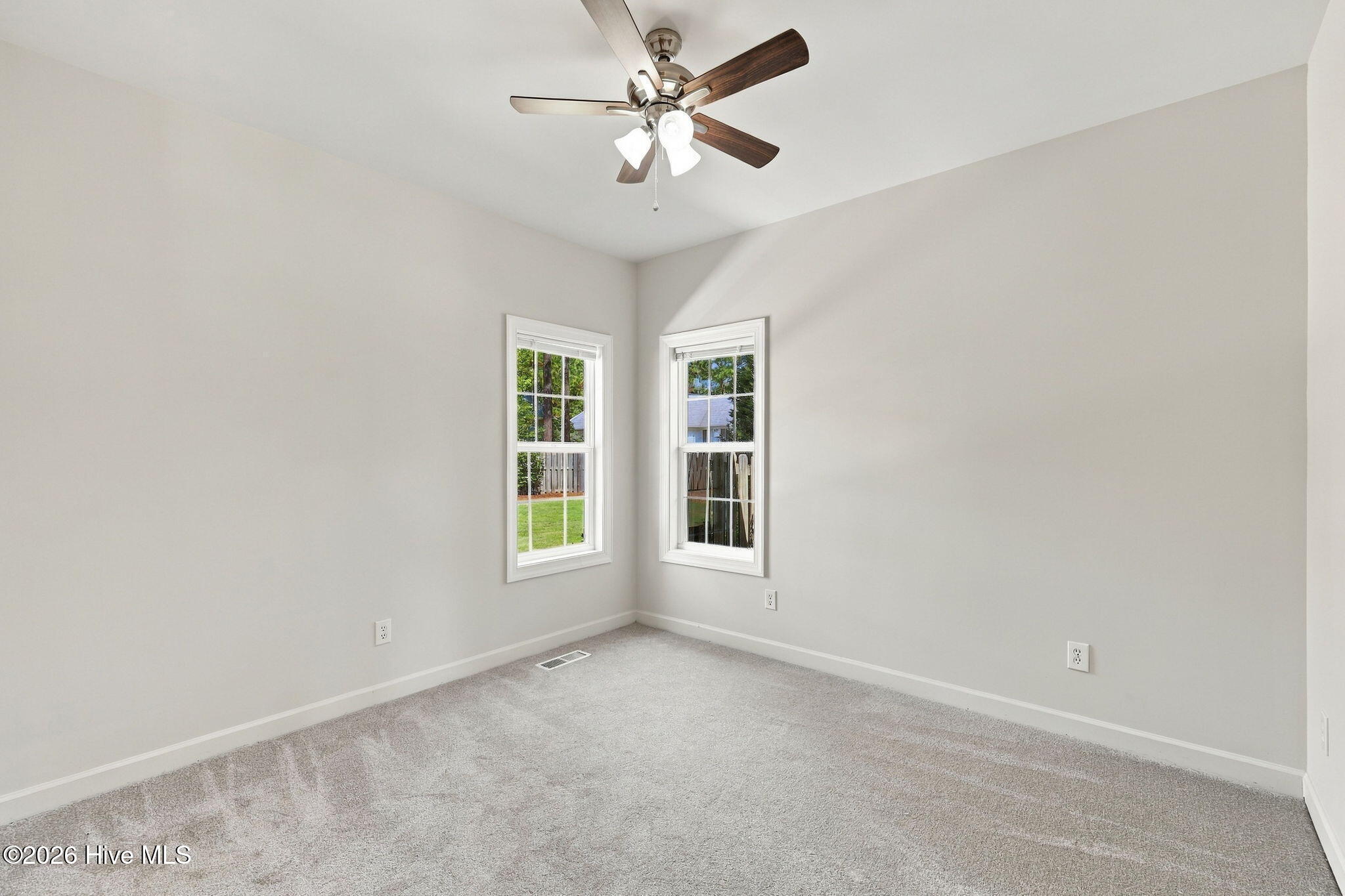 75 Catalpa Lane N Property Photo 24