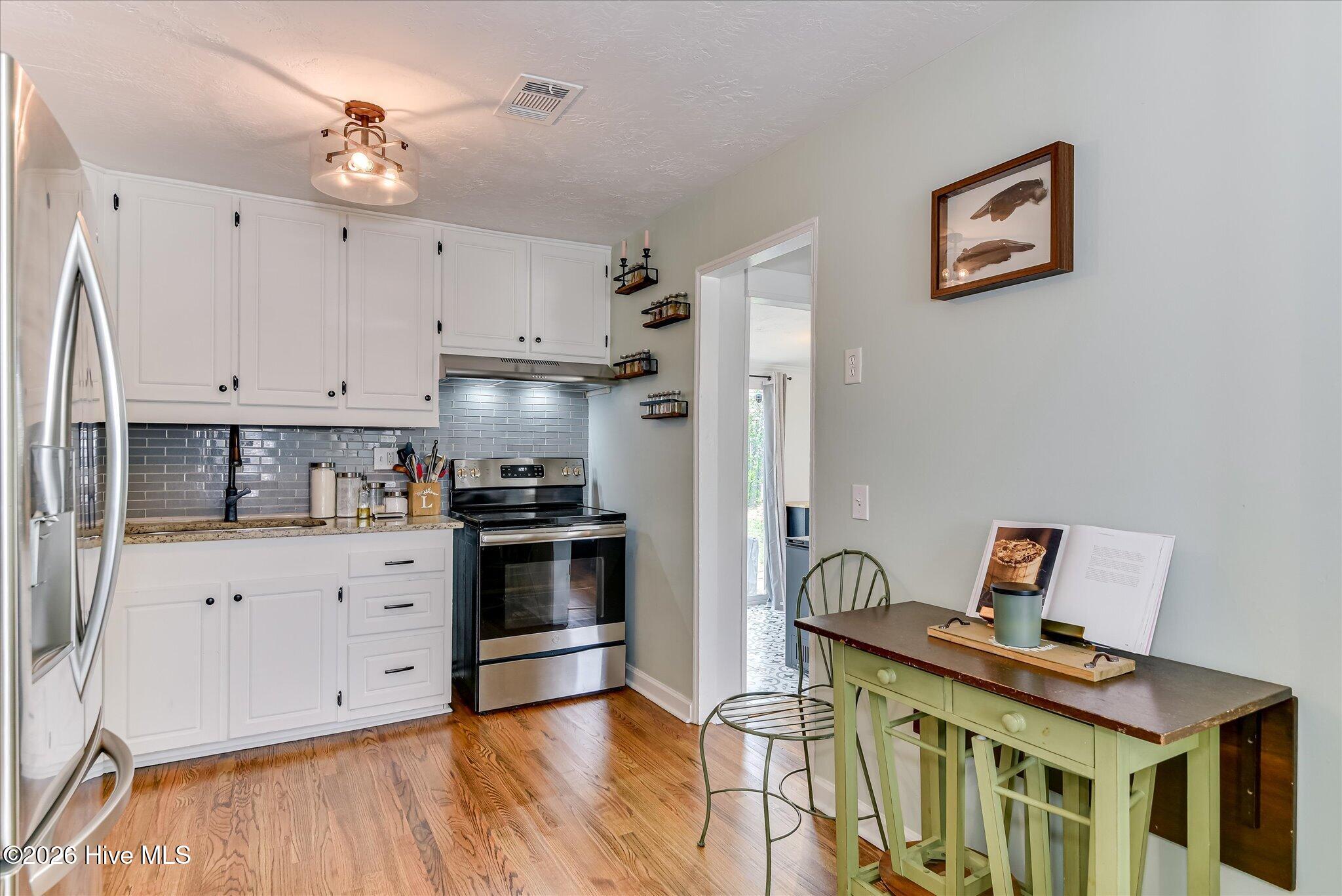 1040 Redbird Road Property Photo 8