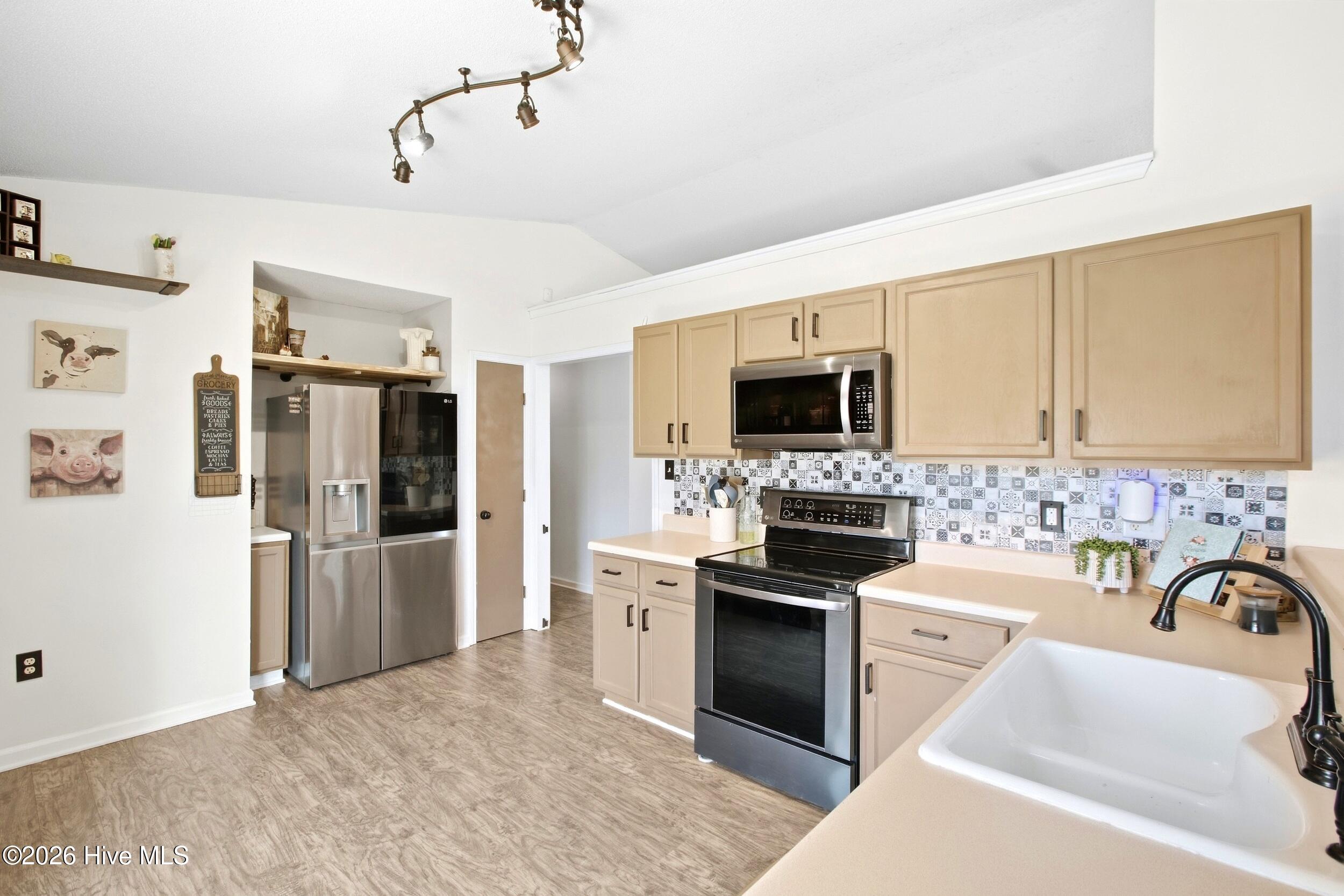 115 Linden Road Property Photo 10