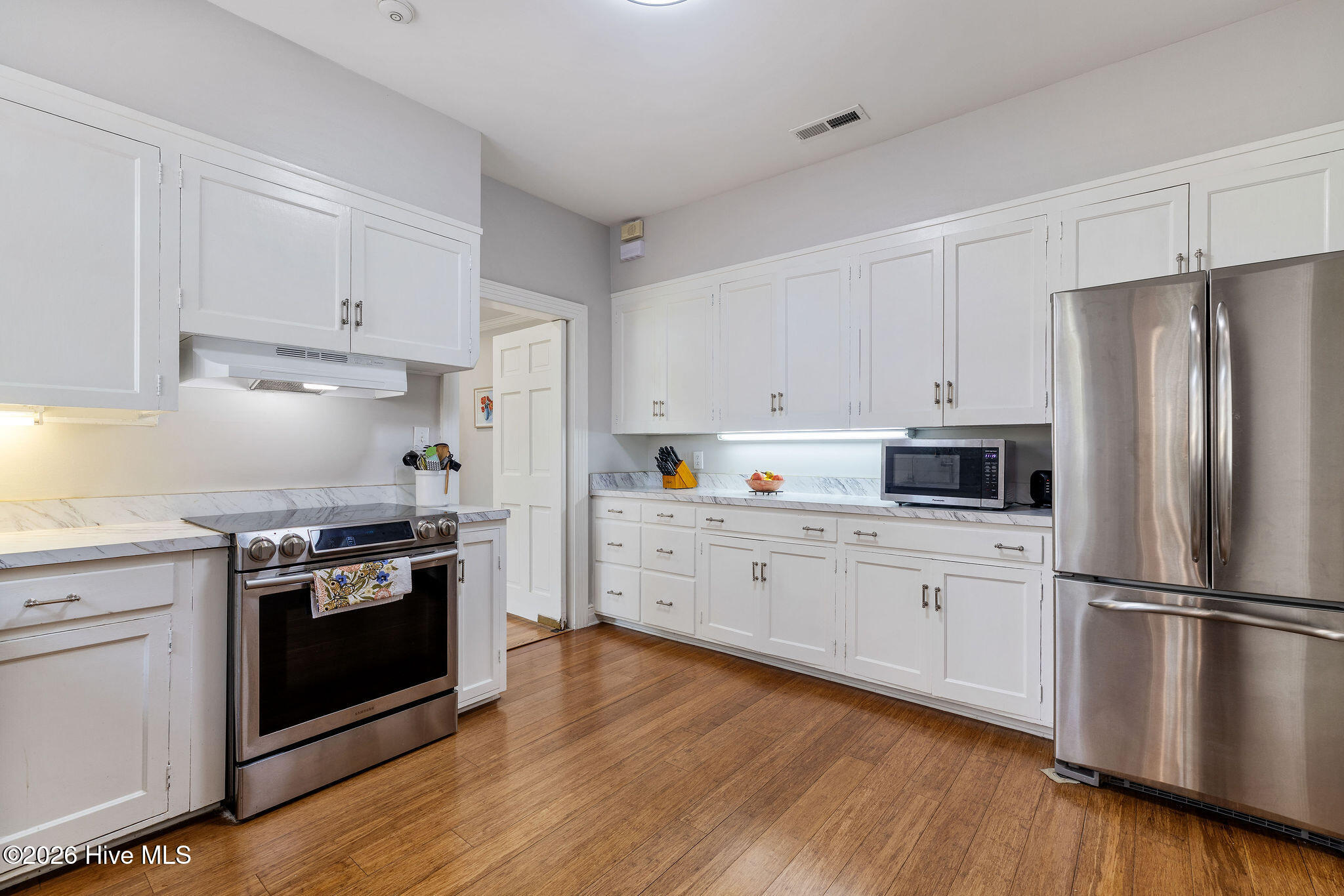 806 Beech Street Property Photo 16