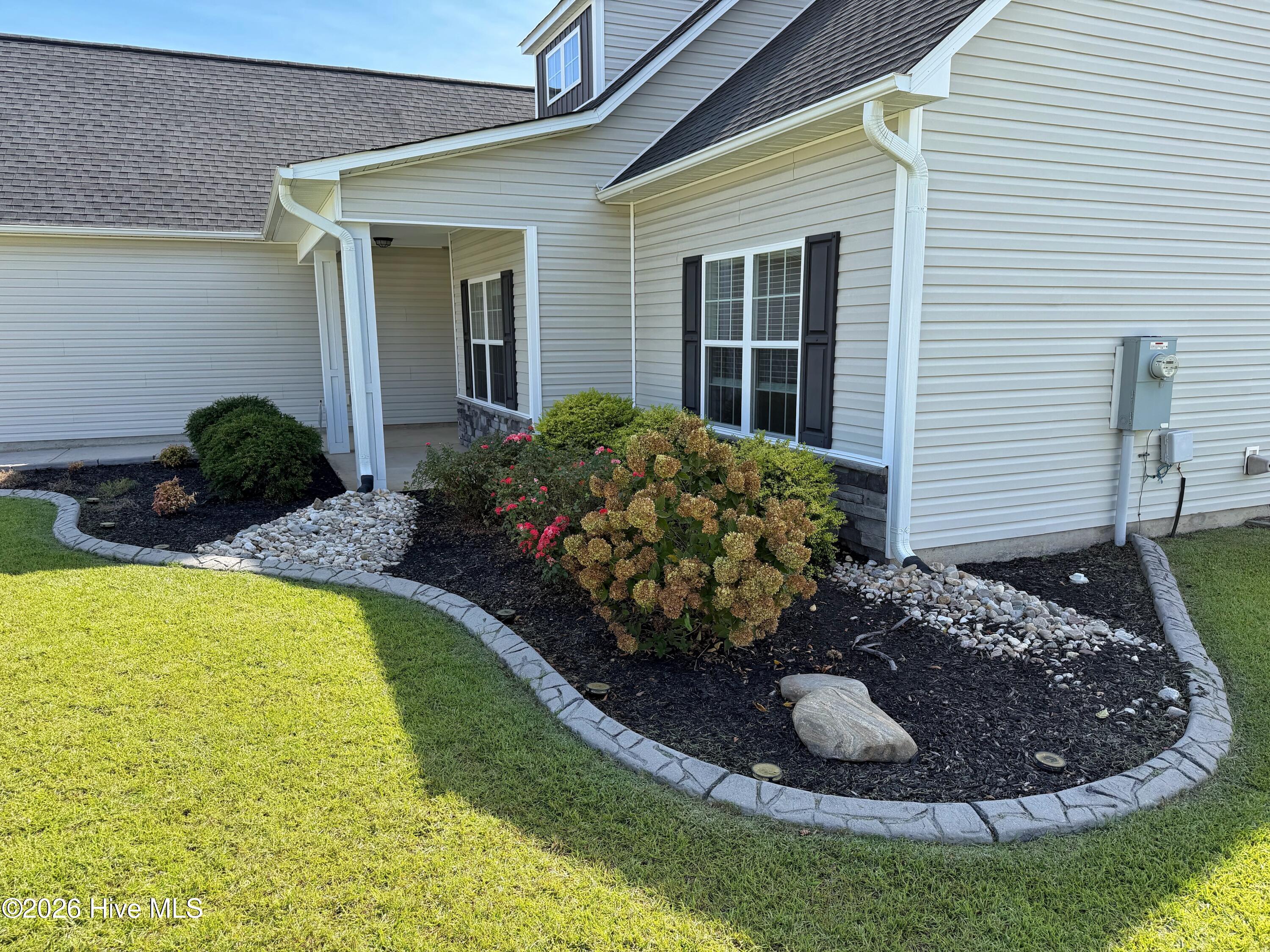 259 Wood House Drive Property Photo 5