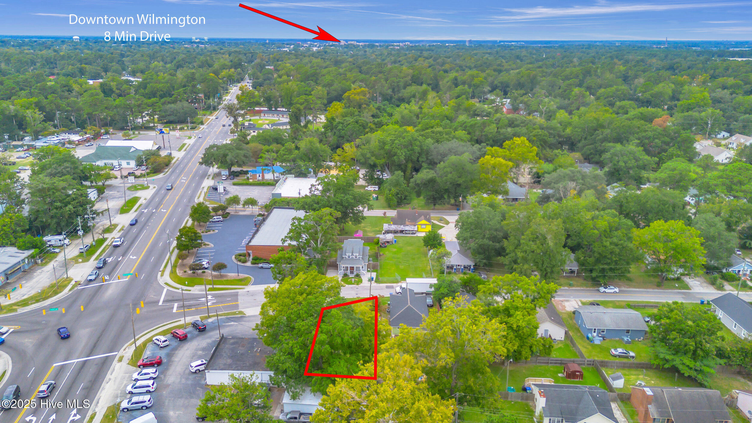 6 Montgomery Avenue Property Photo 1