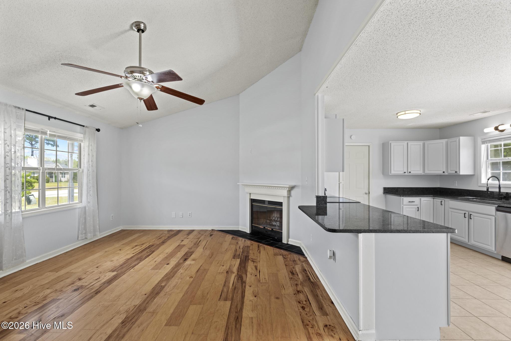 164 Glenwood Drive Property Photo 4