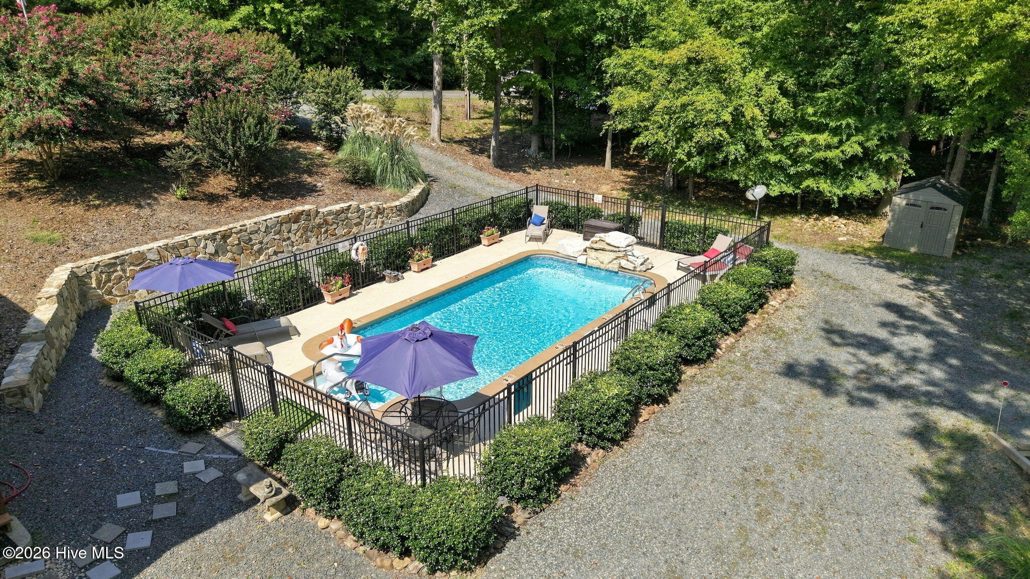 528 Manchester Road Property Photo 4