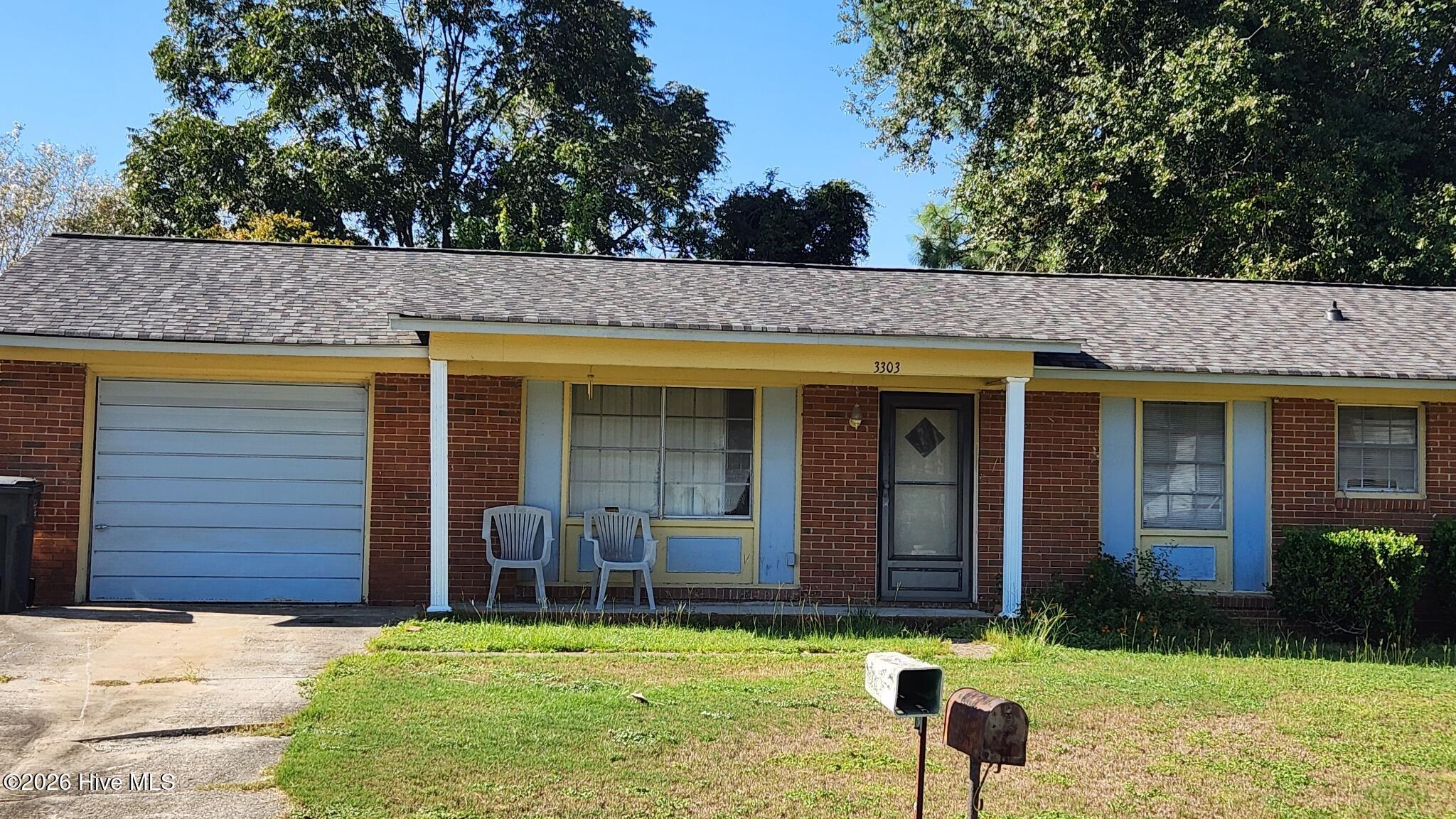 3303 Hillis Road Property Photo 2