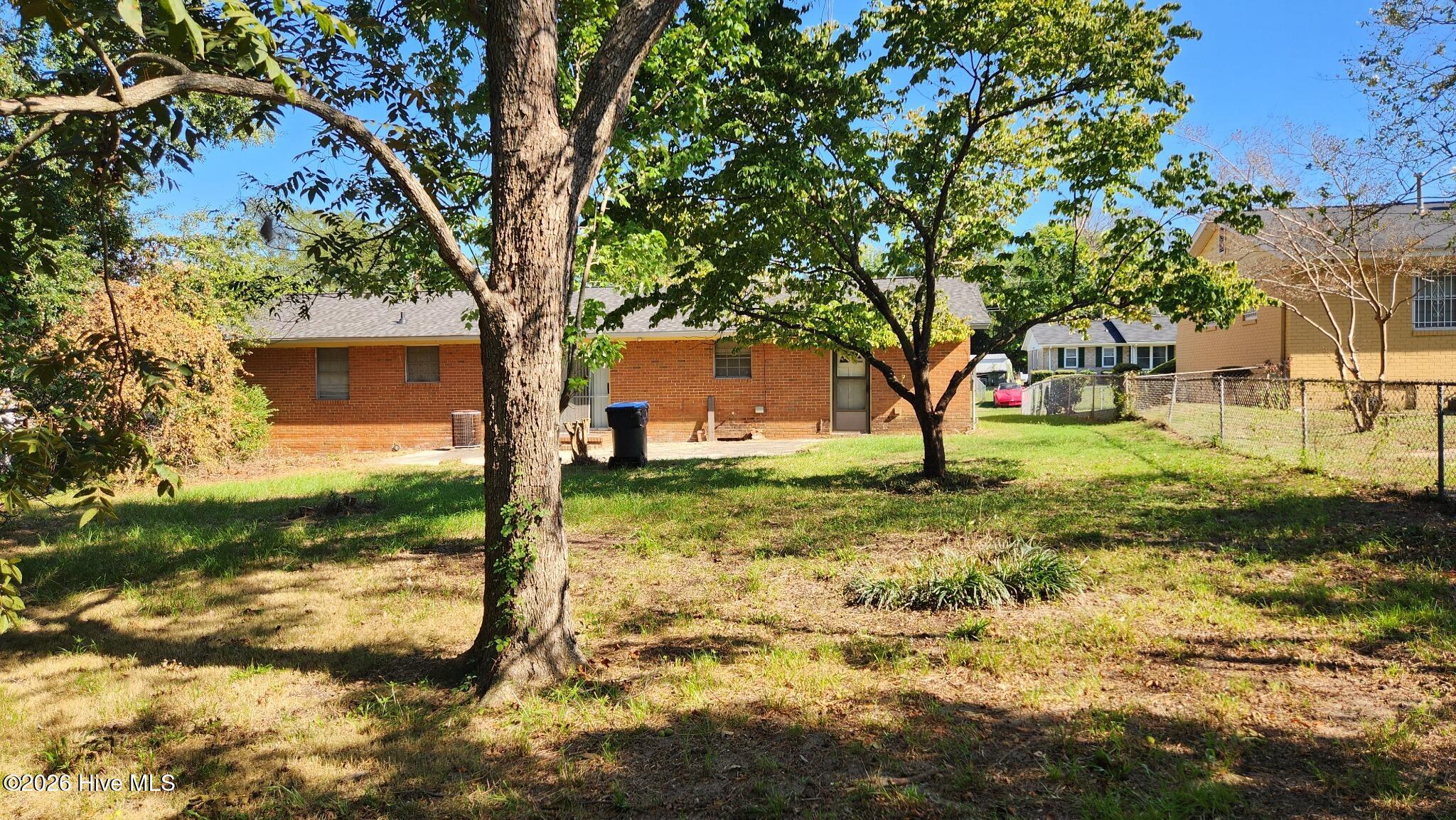 3303 Hillis Road Property Photo 4