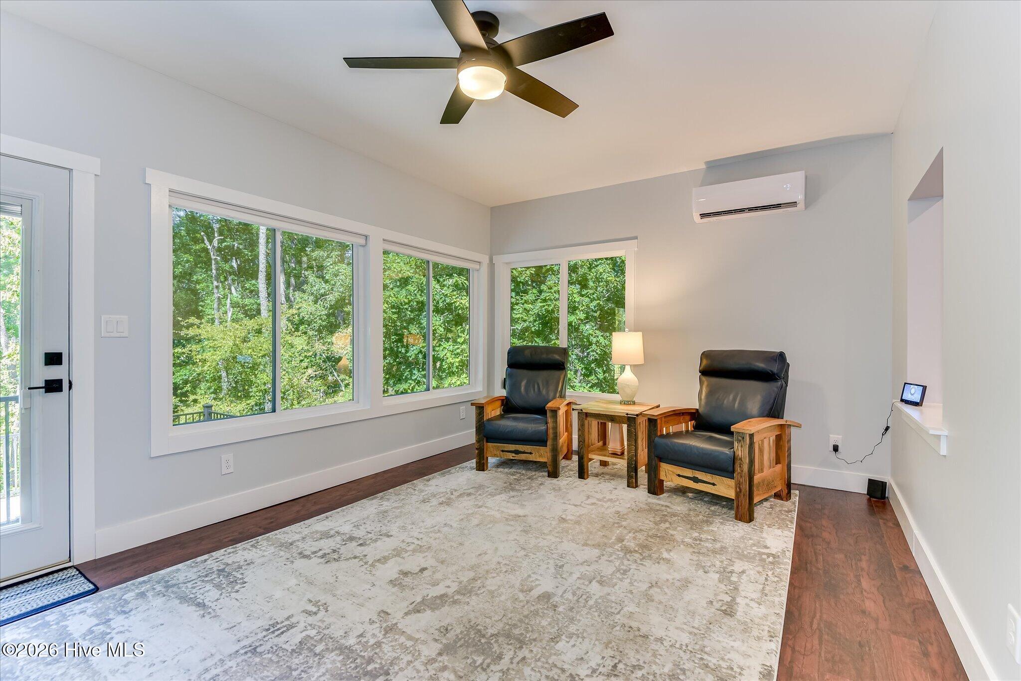 408 Reynard Place Property Photo 13