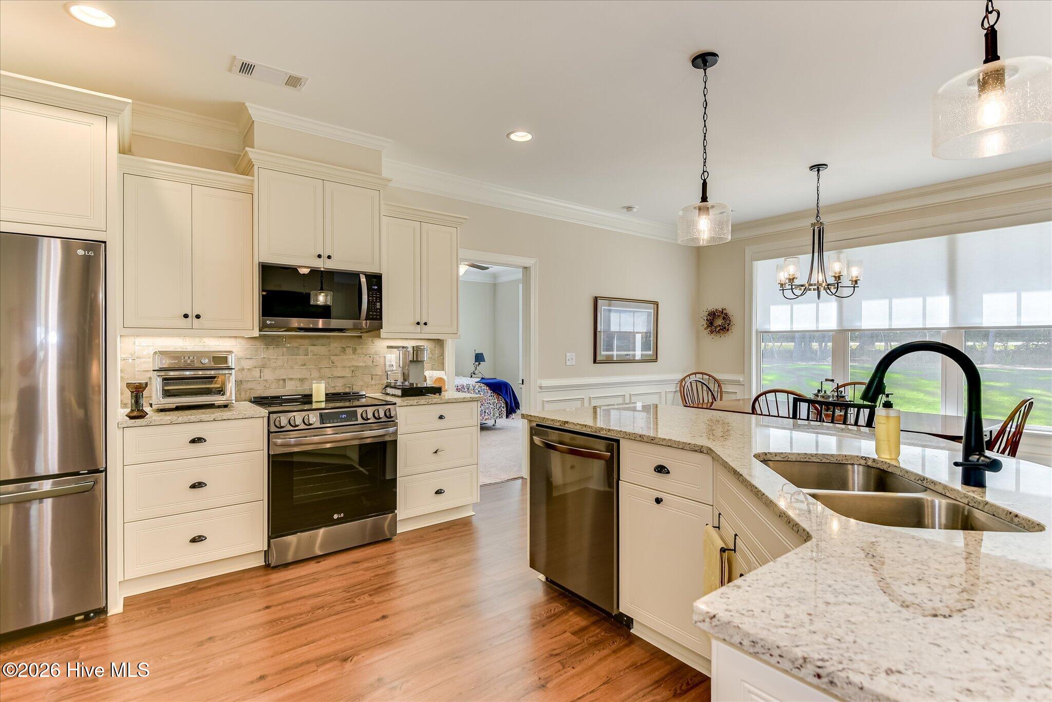 128 Godfrey Drive Property Photo 21