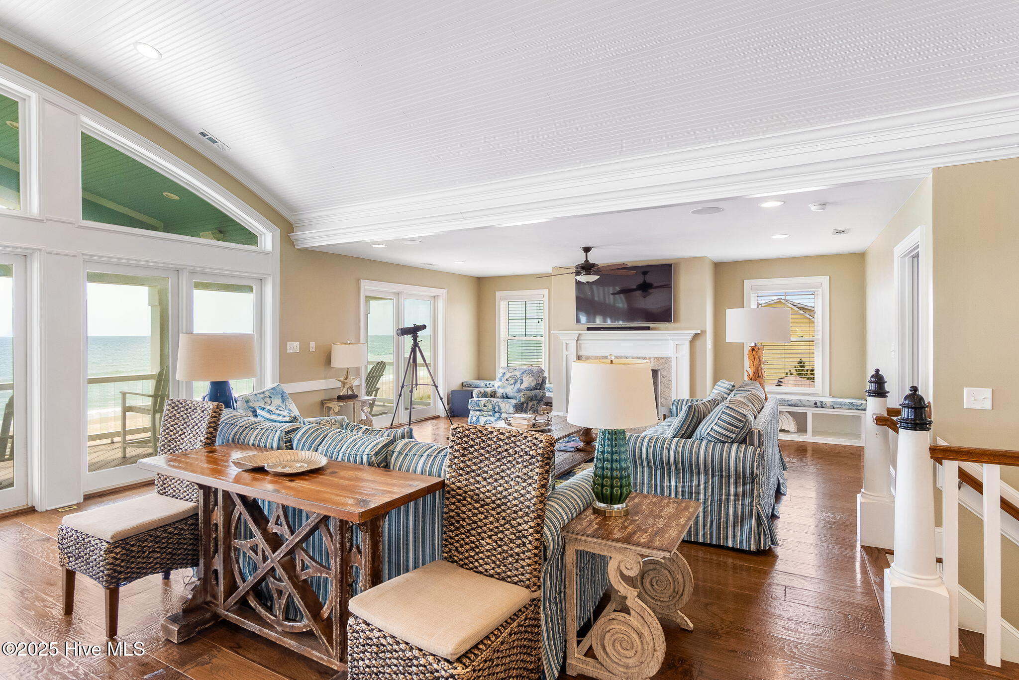 4803 Ocean Drive Property Photo 6