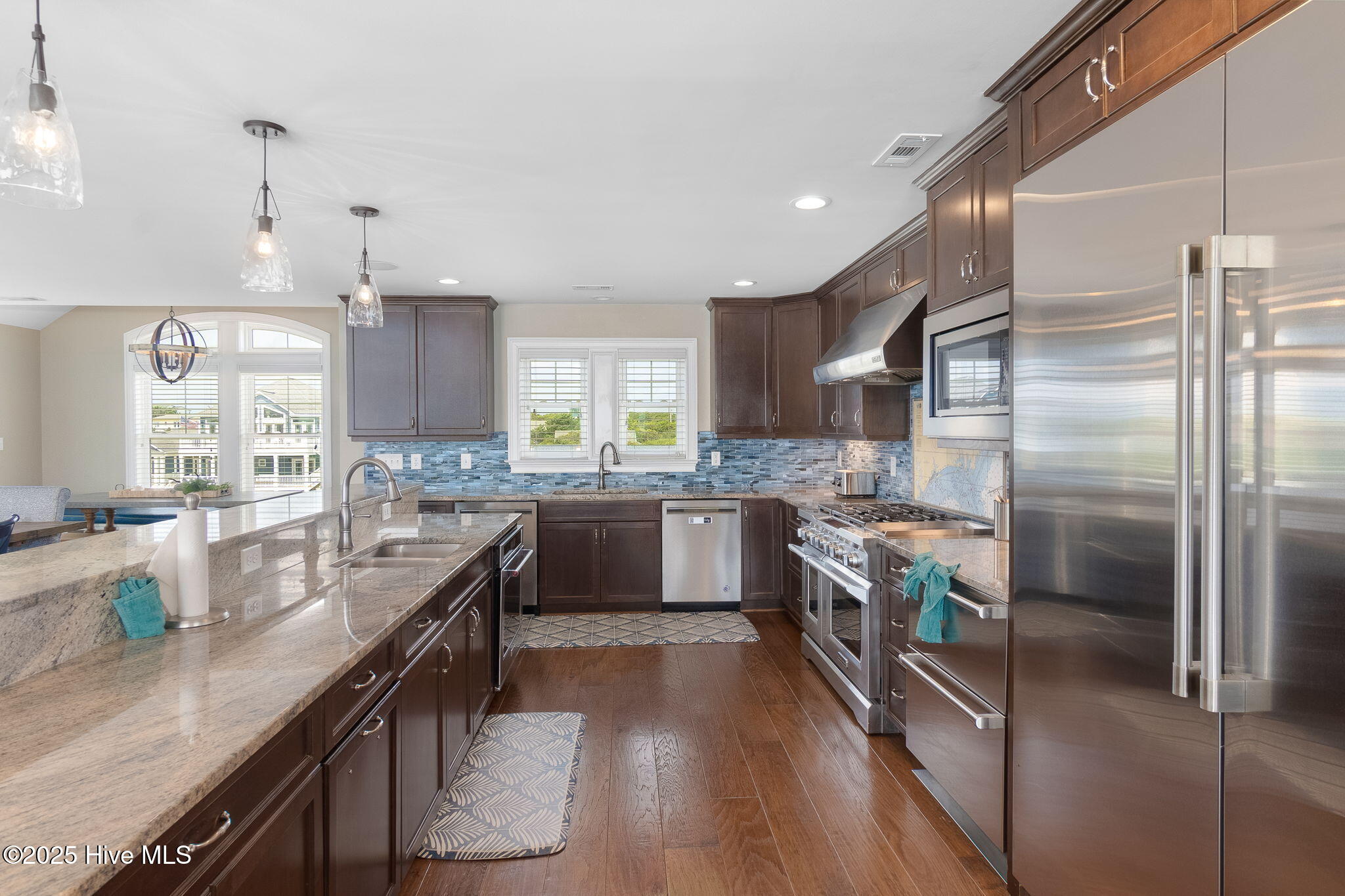 4803 Ocean Drive Property Photo 16