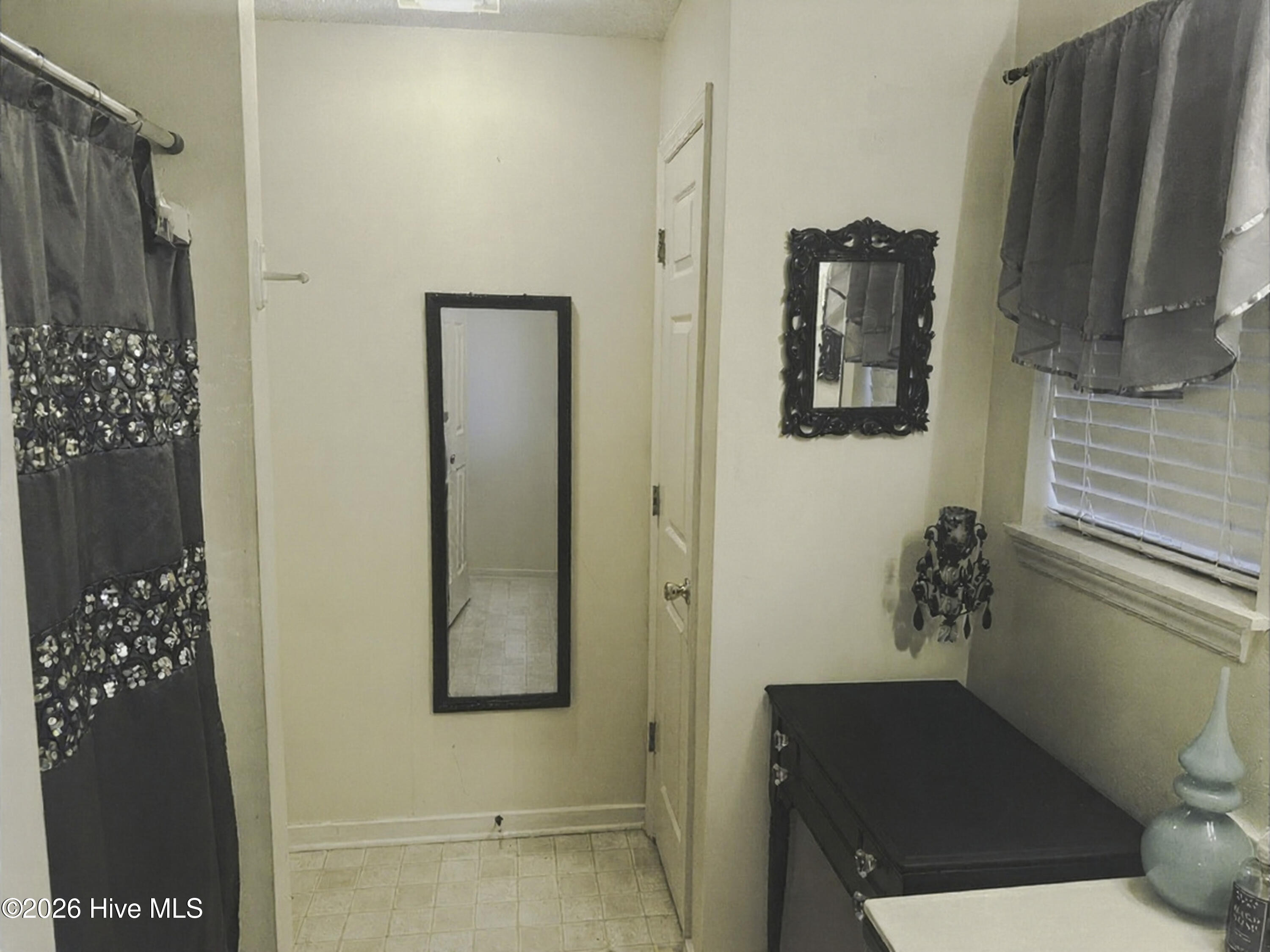 406 Forest Park Road Unit 102 Property Photo 10