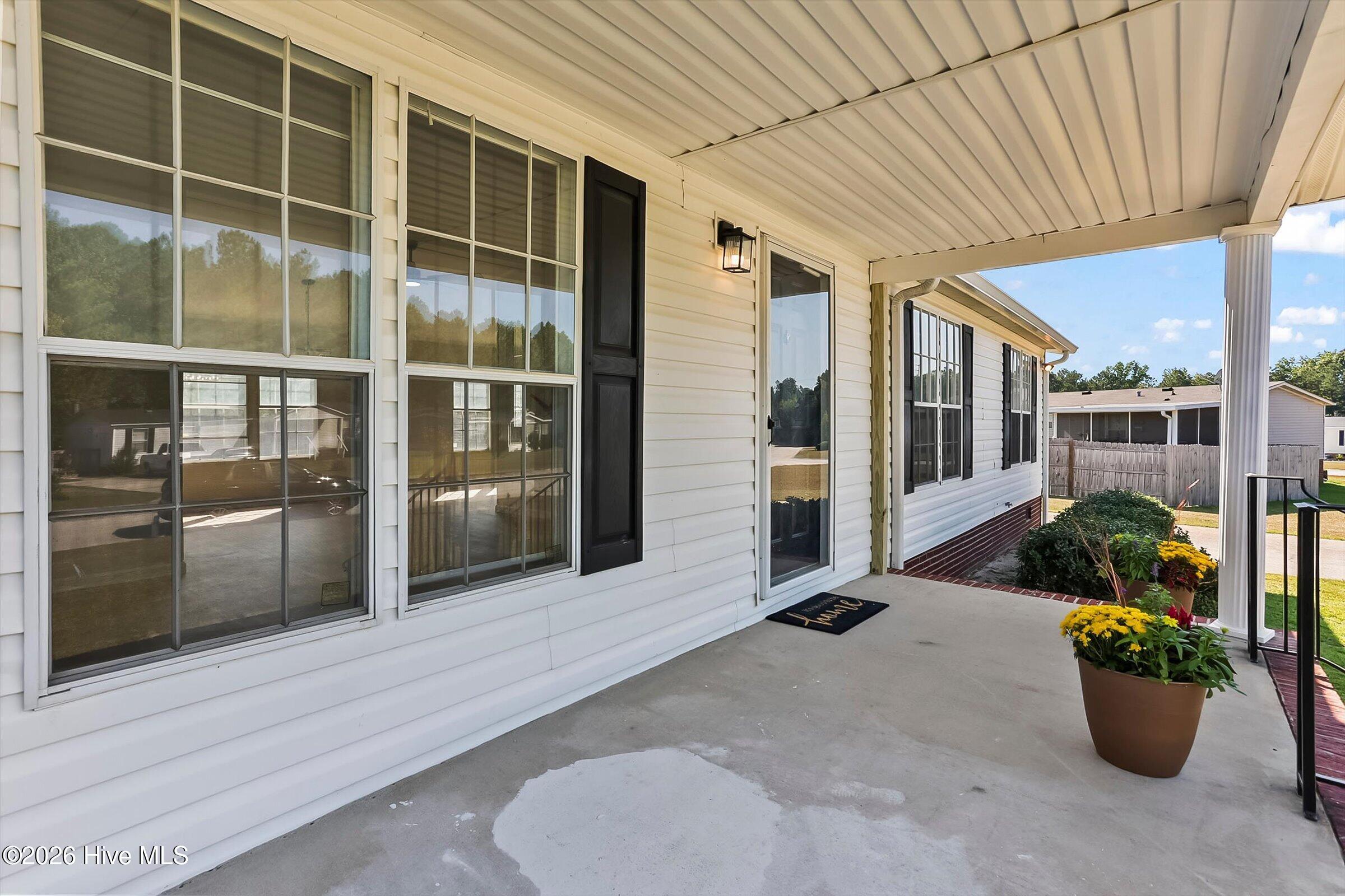 2417 Belfair Lakes Property Photo 4
